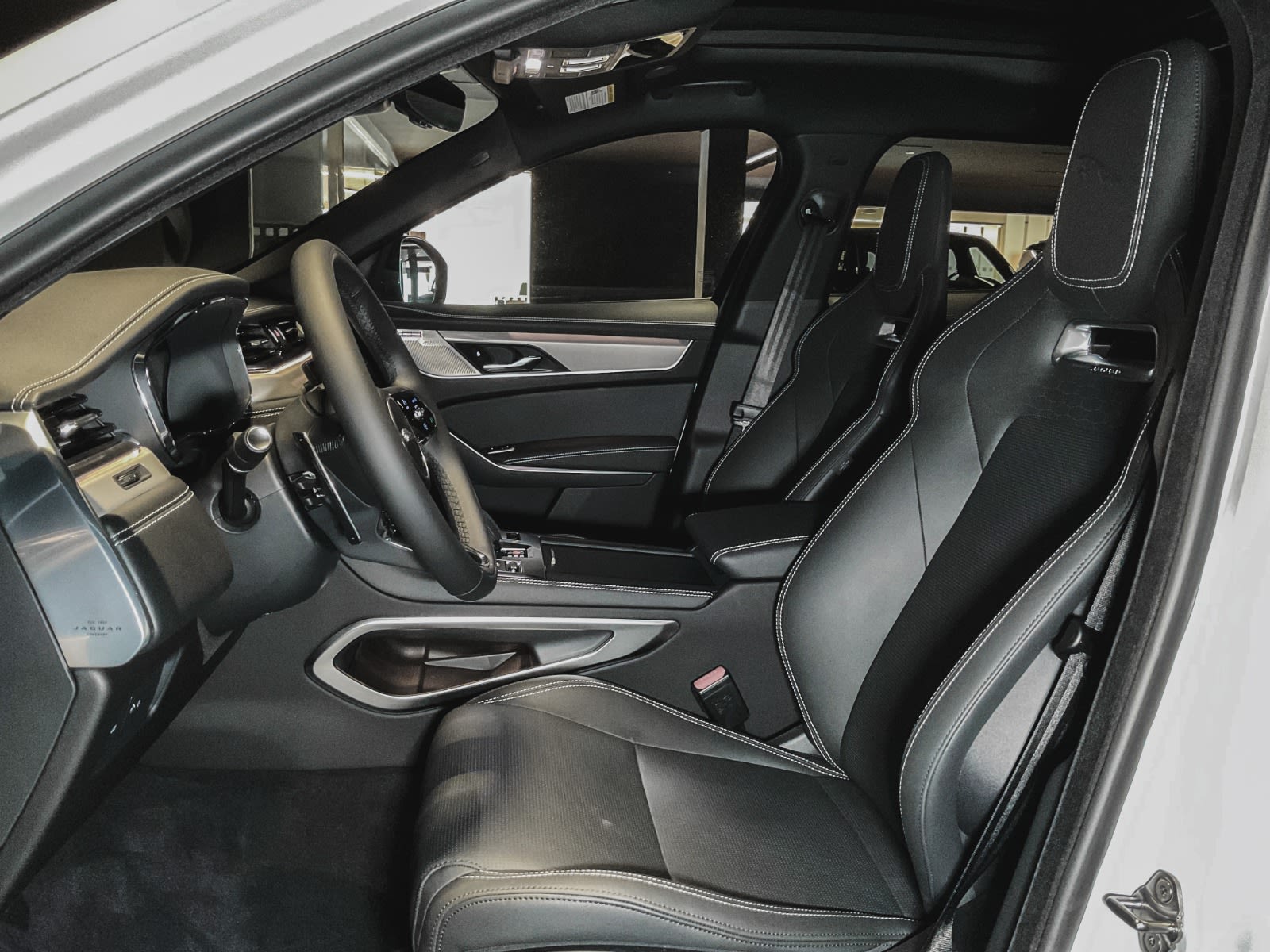 2026 Jaguar F-PACE P250 R-Dynamic S, Vancouver, Cash