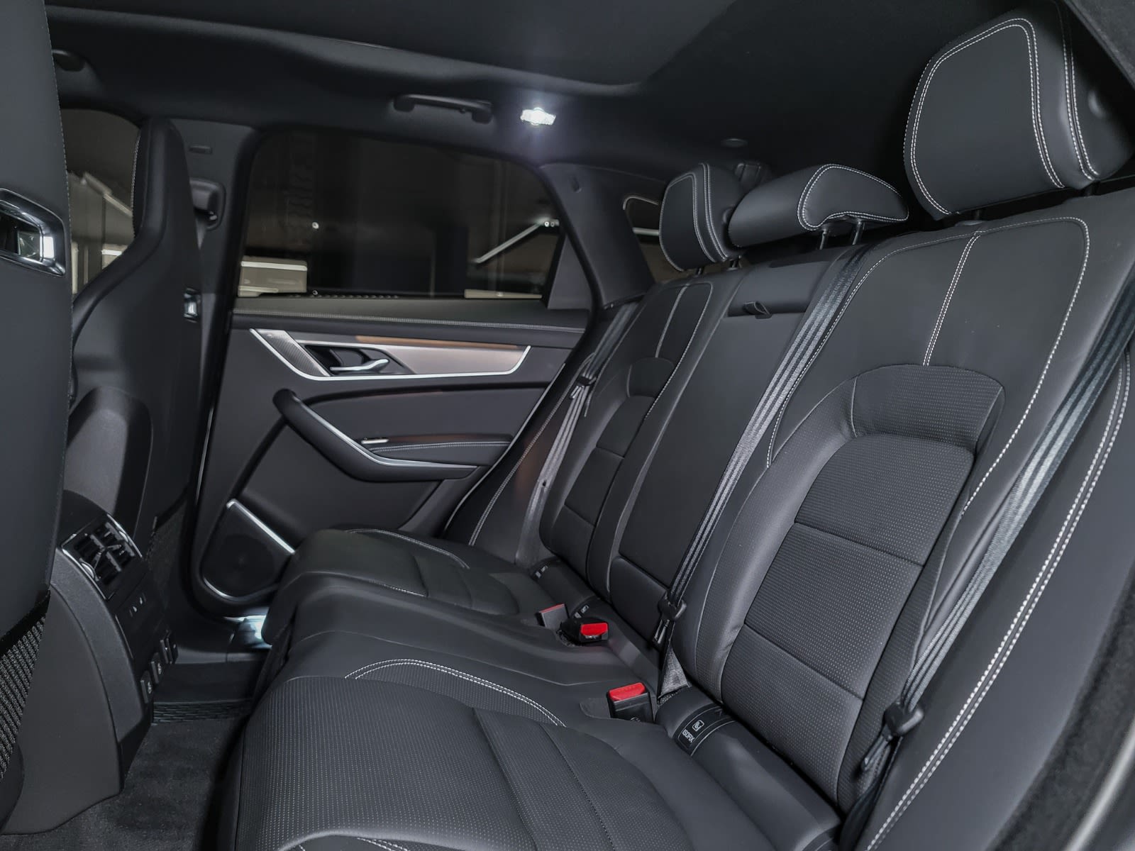 2026 Jaguar F-PACE P250 R-Dynamic S, Vancouver, Cash