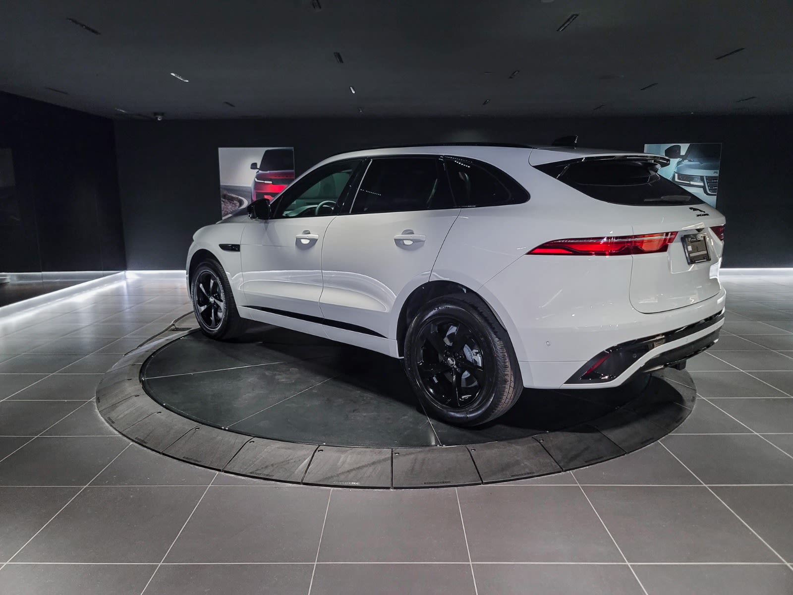 2026 Jaguar F-PACE P250 R-Dynamic S, Vancouver, Cash