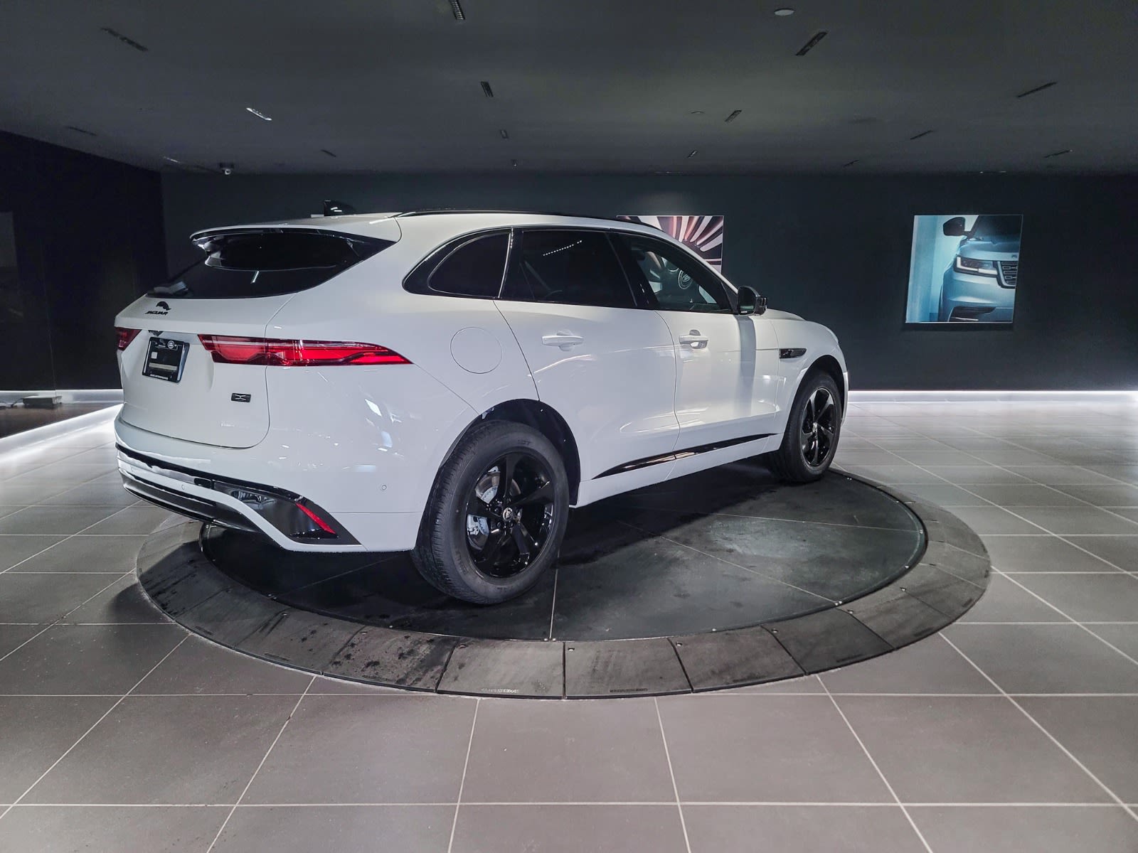 2026 Jaguar F-PACE P250 R-Dynamic S, Vancouver, Cash
