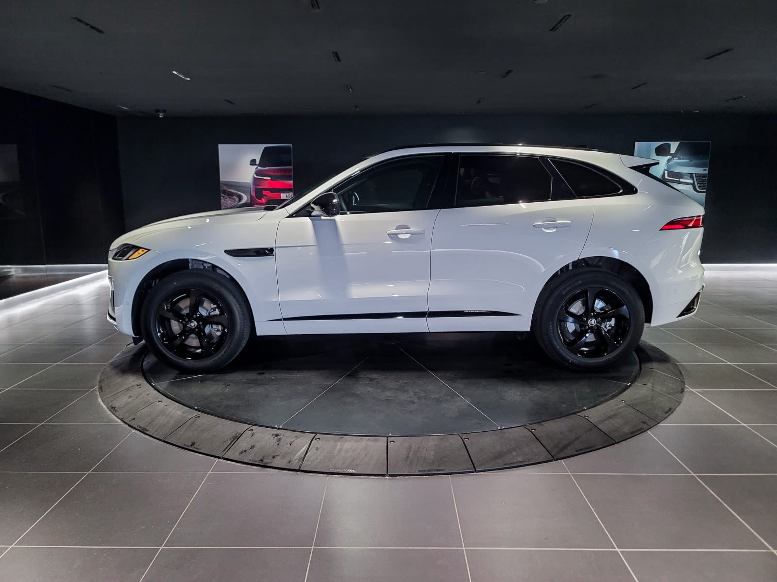 2026 Jaguar F-PACE P250 R-Dynamic S, Vancouver, Cash