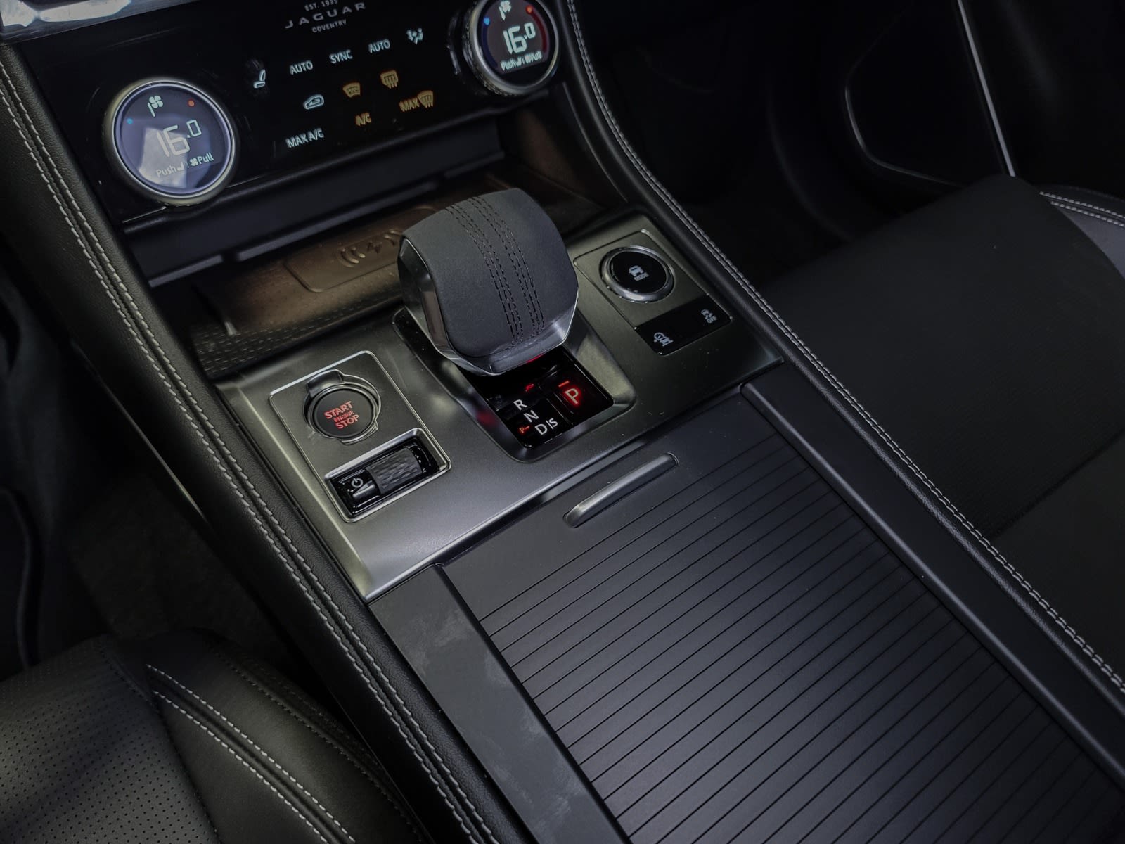 2026 Jaguar F-PACE P250 R-Dynamic S, Vancouver, Cash