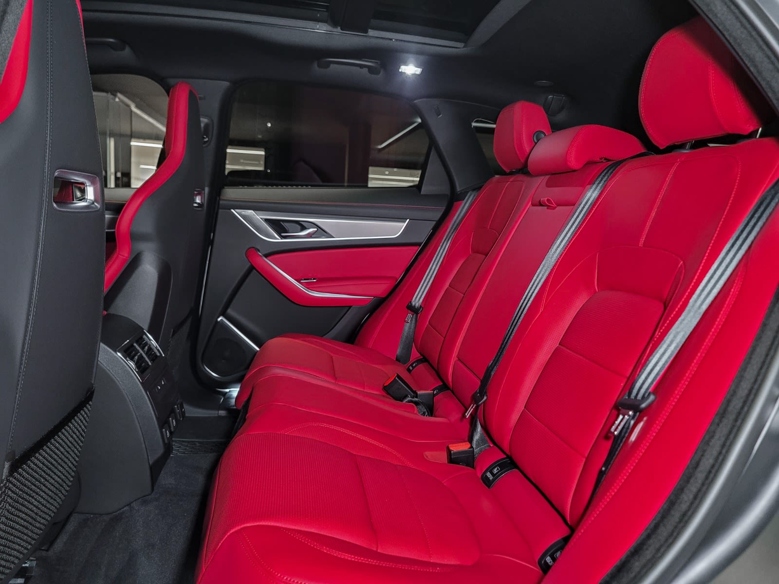 2026 Jaguar F-PACE P250 R-Dynamic S, 温哥华, 全款车