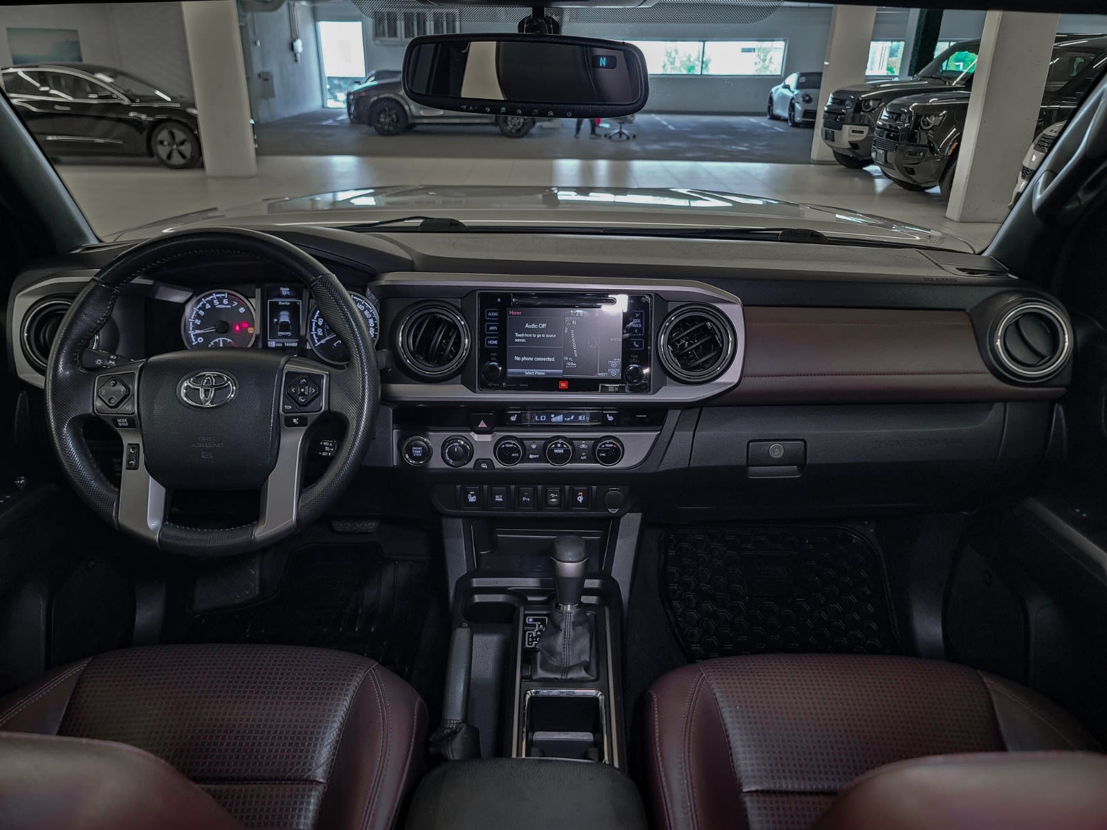 2017 Toyota Tacoma Limited, Vancouver, Cash