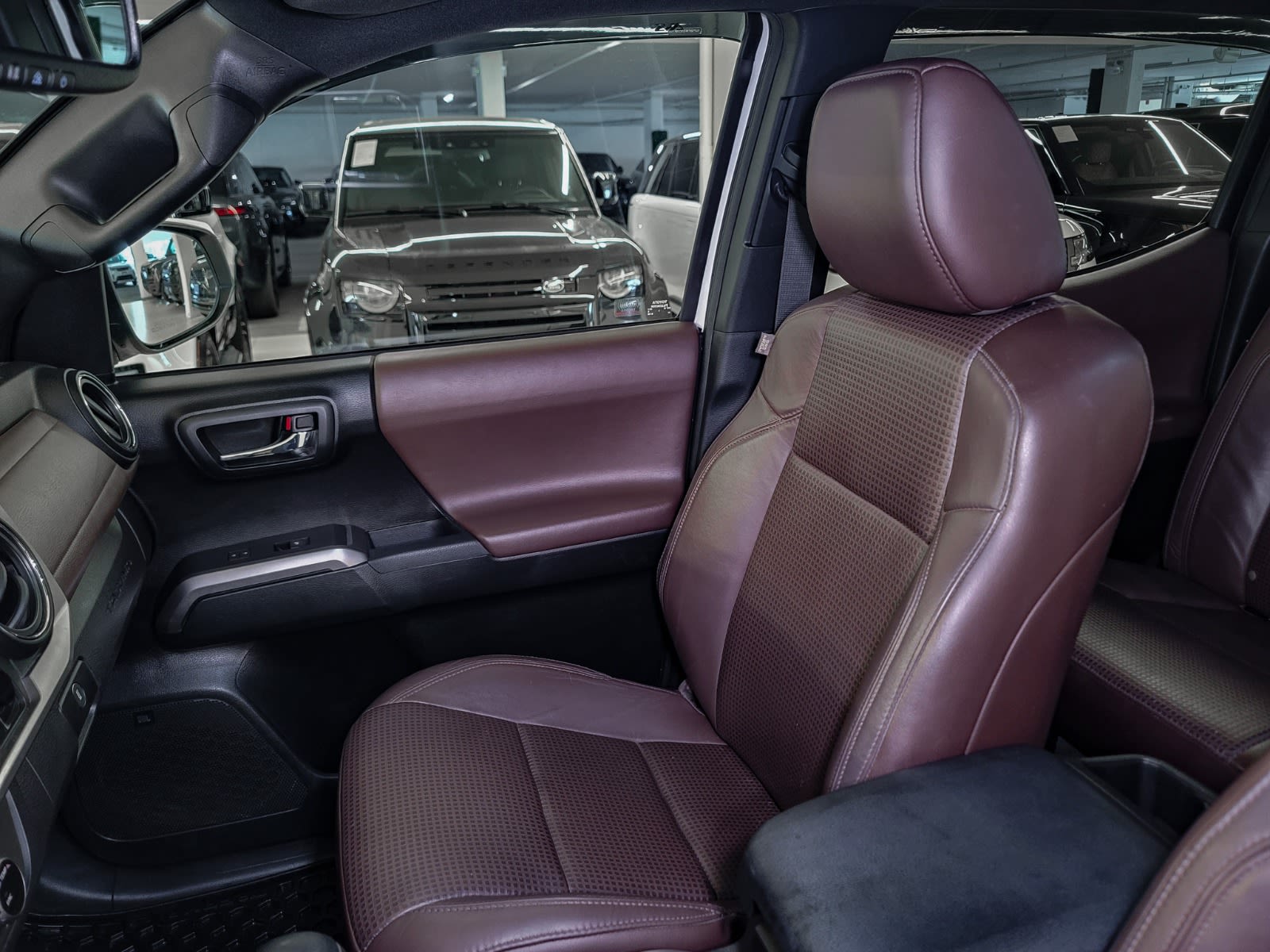 2017 Toyota Tacoma Limited, Vancouver, Cash