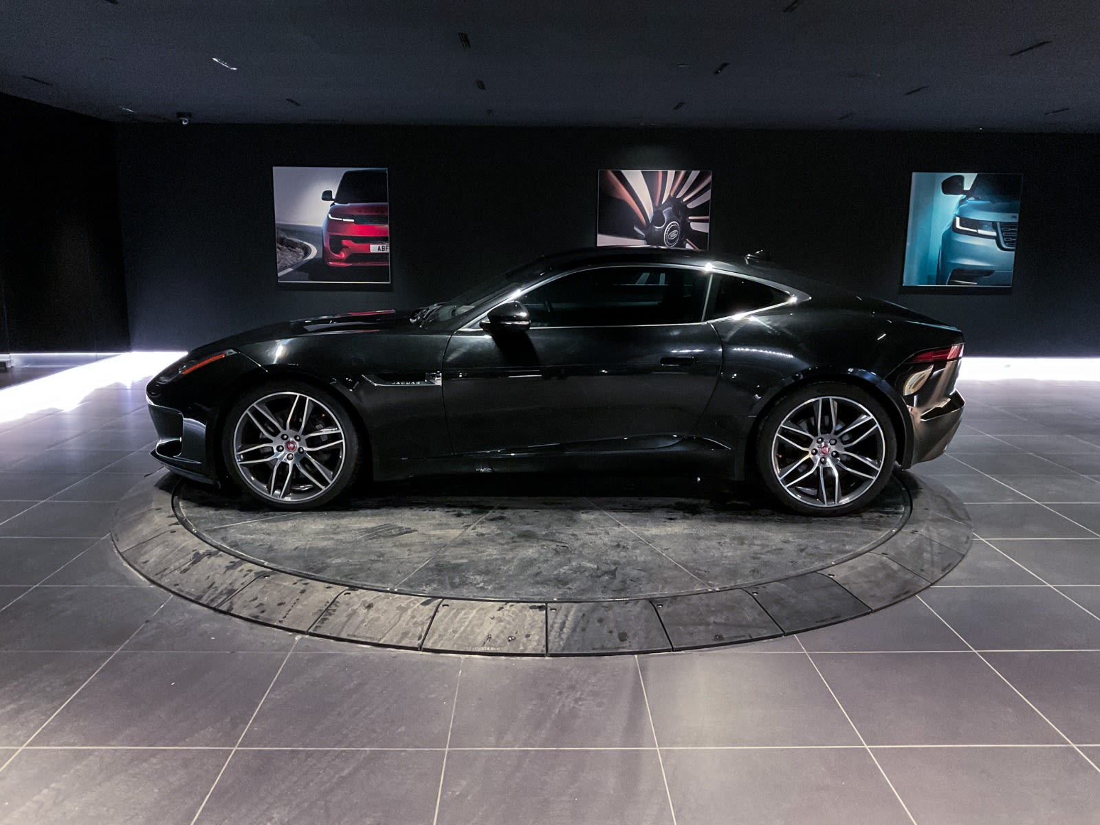 2018 Jaguar F-TYPE 296HP, Vancouver, Cash
