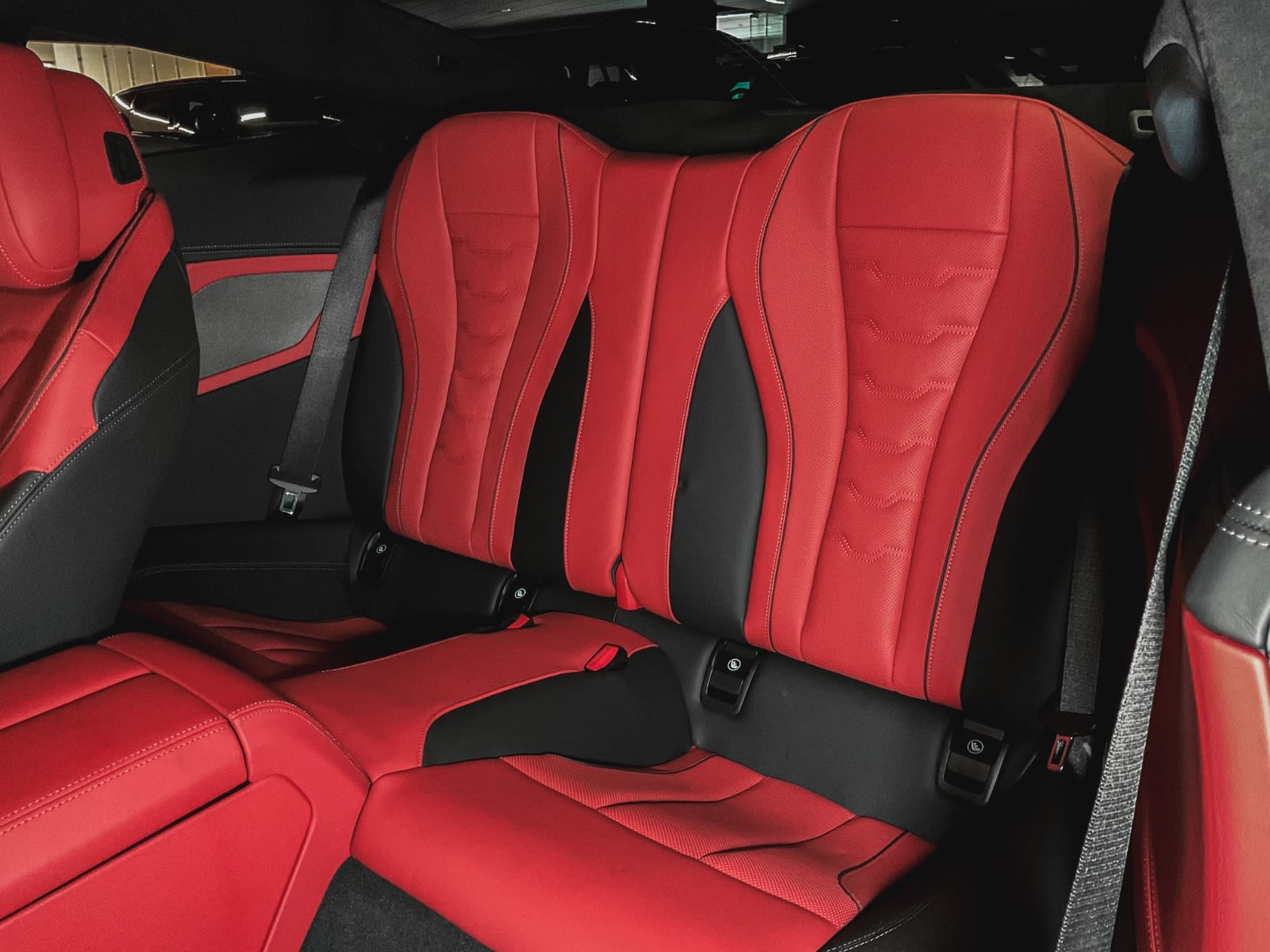2025 BMW 8 Series M850i xDrive, 温哥华, 全款车