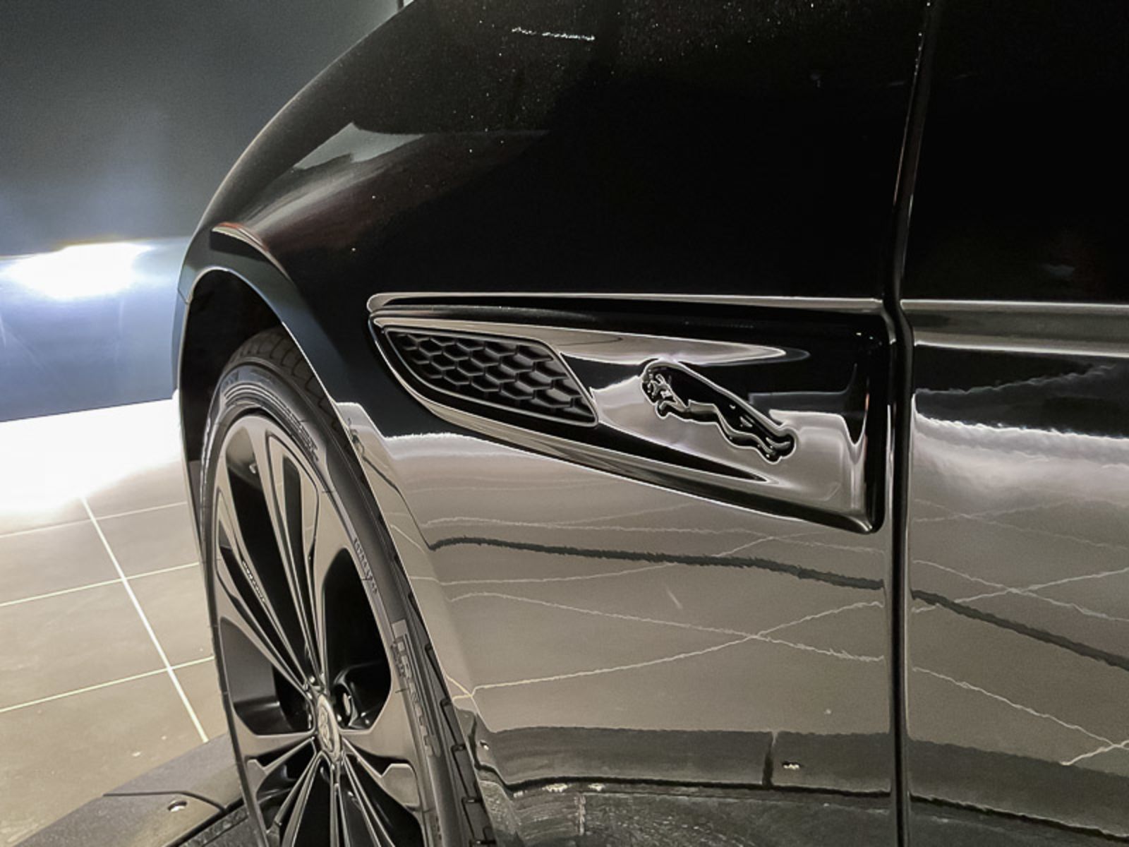 2024 Jaguar XF R-Dynamic SE, Vancouver, Cash