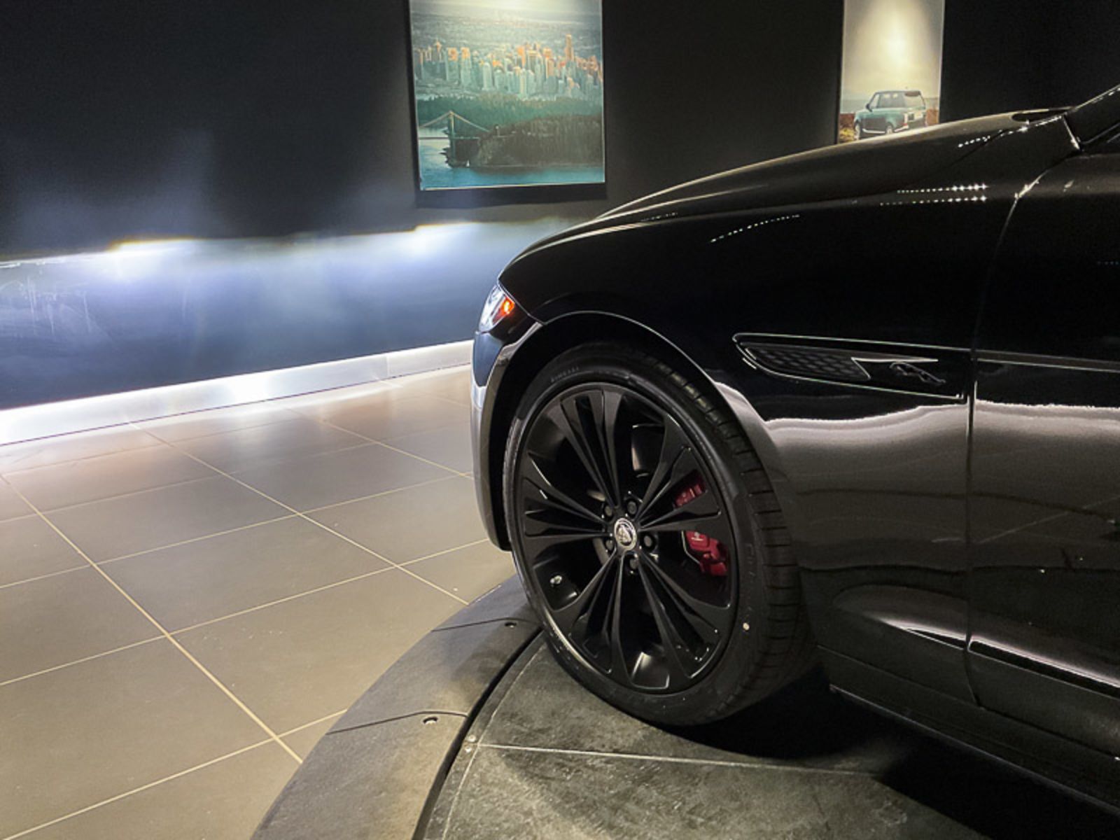 2024 Jaguar XF R-Dynamic SE, Vancouver, Cash