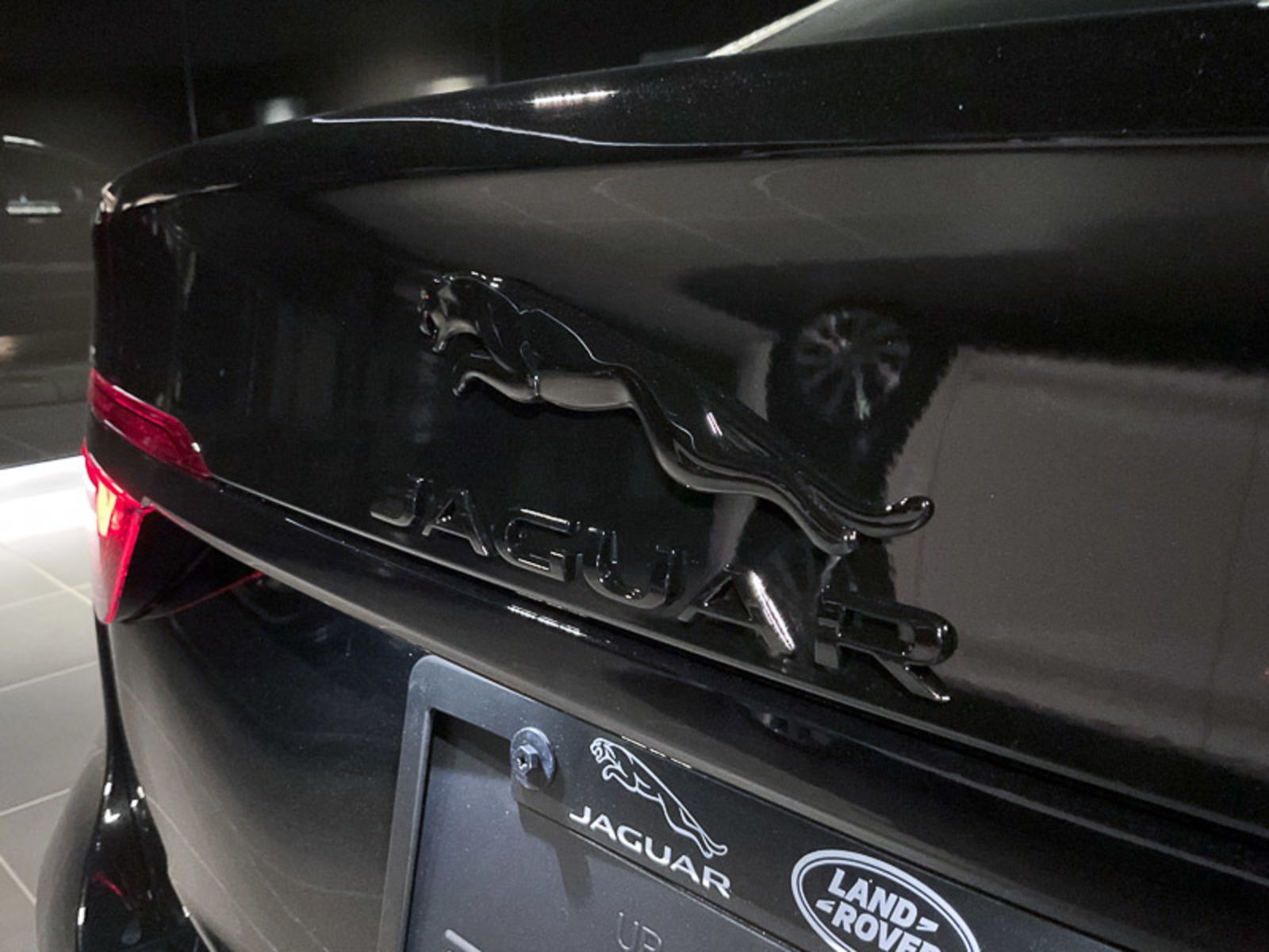2024 Jaguar XF R-Dynamic SE, Vancouver, Cash