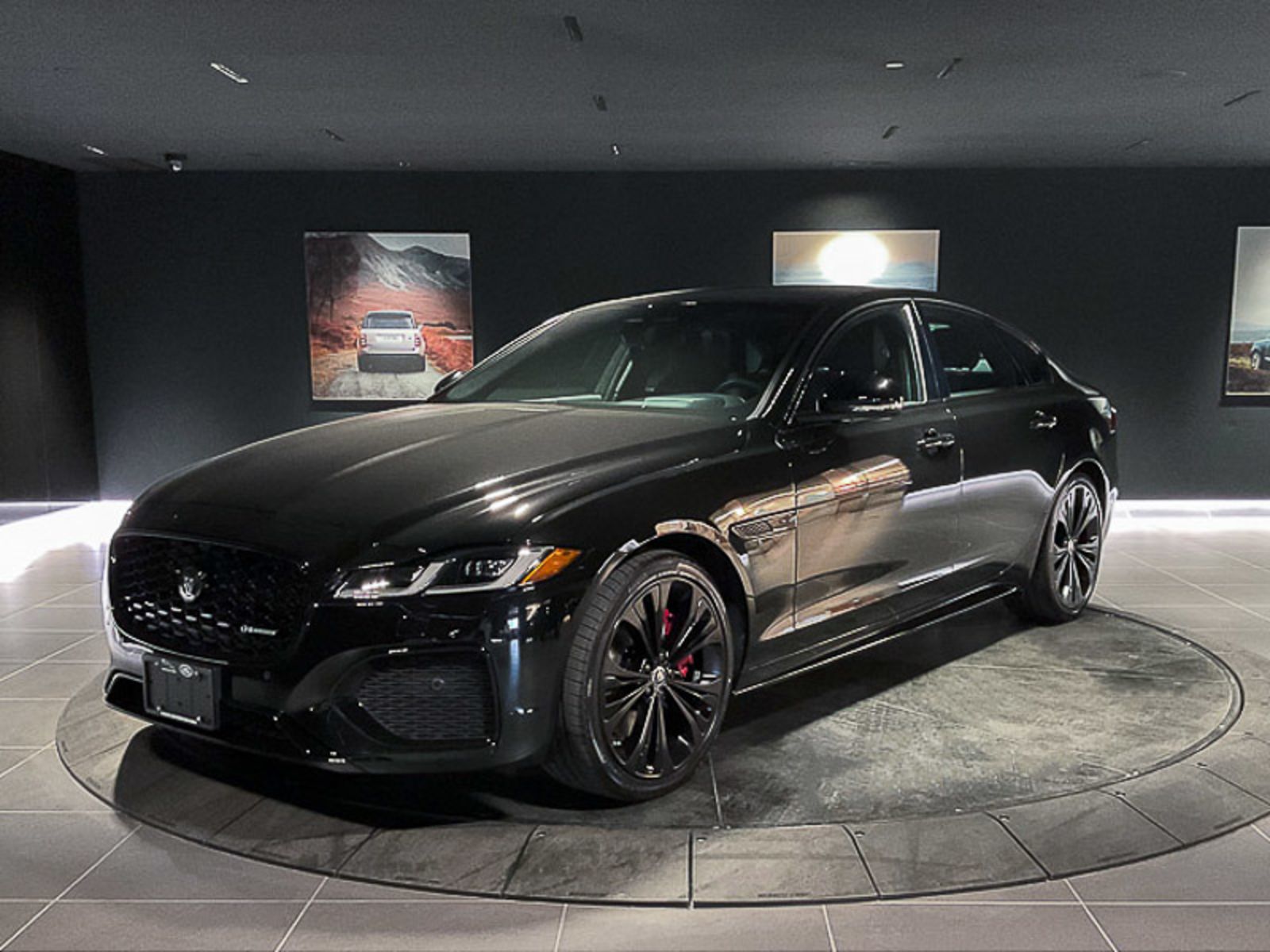 2024 Jaguar XF R-Dynamic SE, Vancouver, Cash