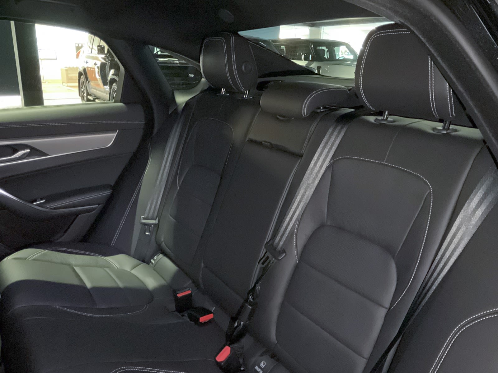 2024 Jaguar XF R-Dynamic SE, Vancouver, Cash