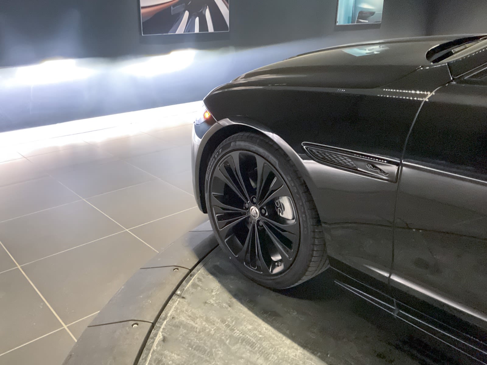 2024 Jaguar XF R-Dynamic SE, Vancouver, Cash