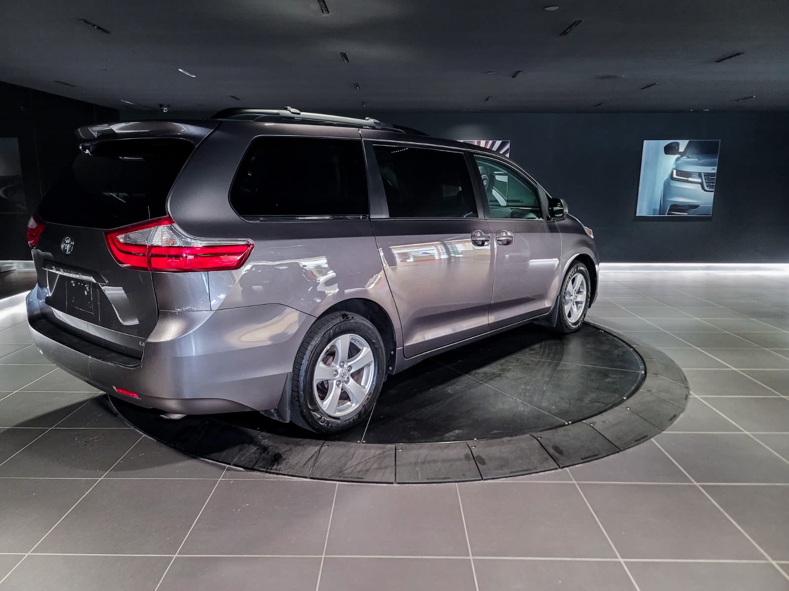 2017 Toyota Sienna LE, 温哥华, 全款车