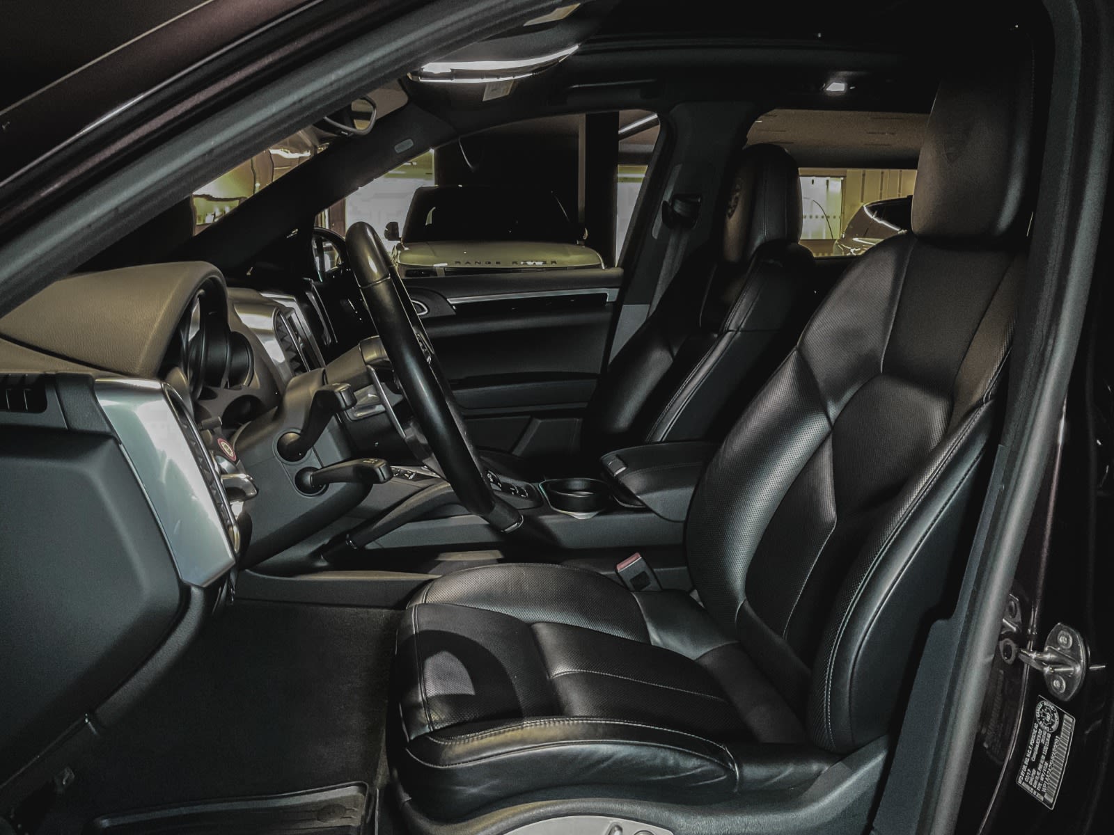 2017 Porsche Cayenne AWD 4dr, Vancouver, Cash