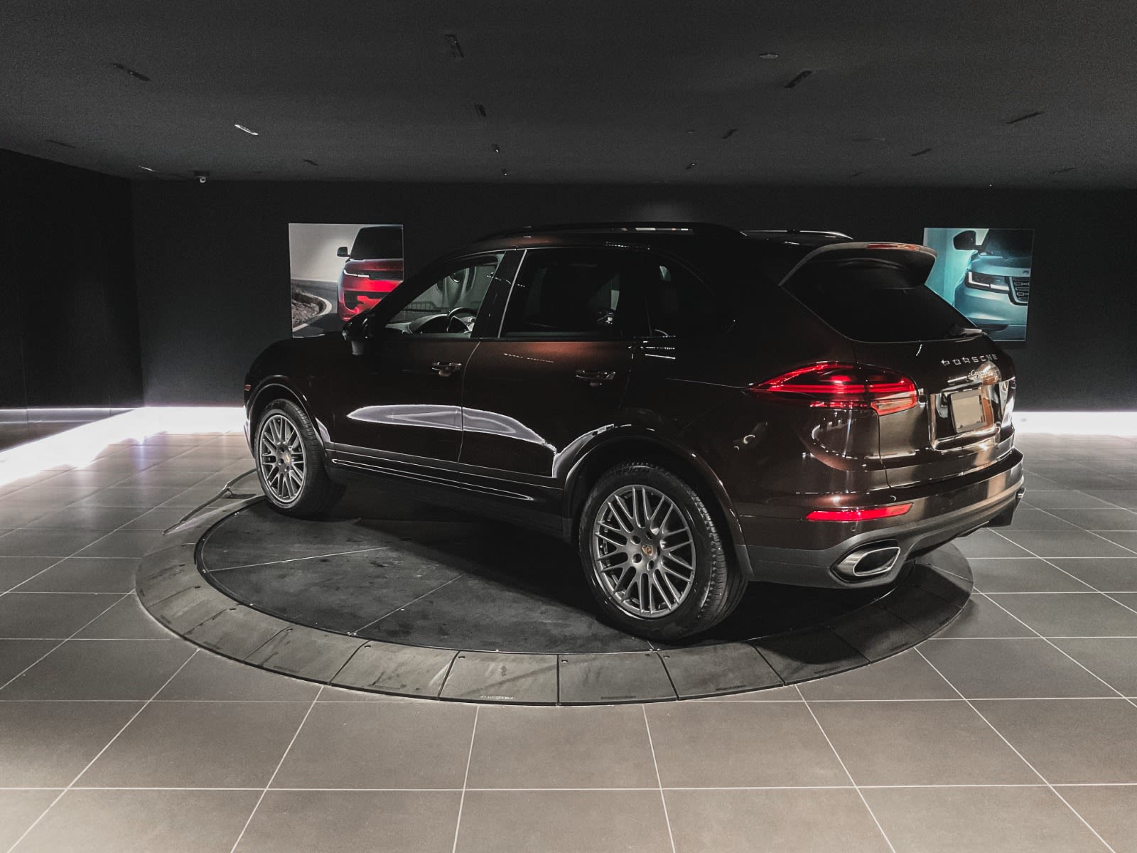 2017 Porsche Cayenne AWD 4dr, Vancouver, Cash