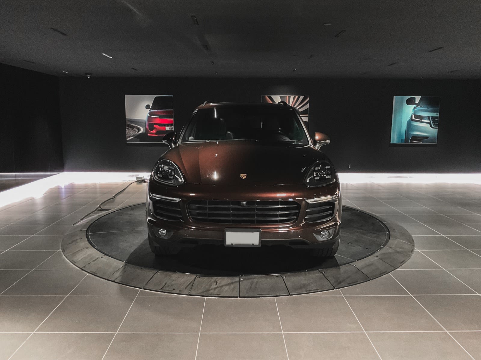 2017 Porsche Cayenne AWD 4dr, Vancouver, Cash