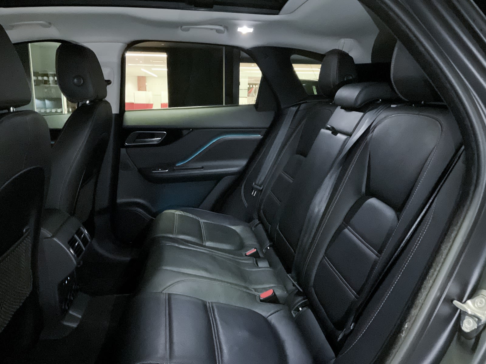 2018 Jaguar F-PACE Prestige, Vancouver, Cash