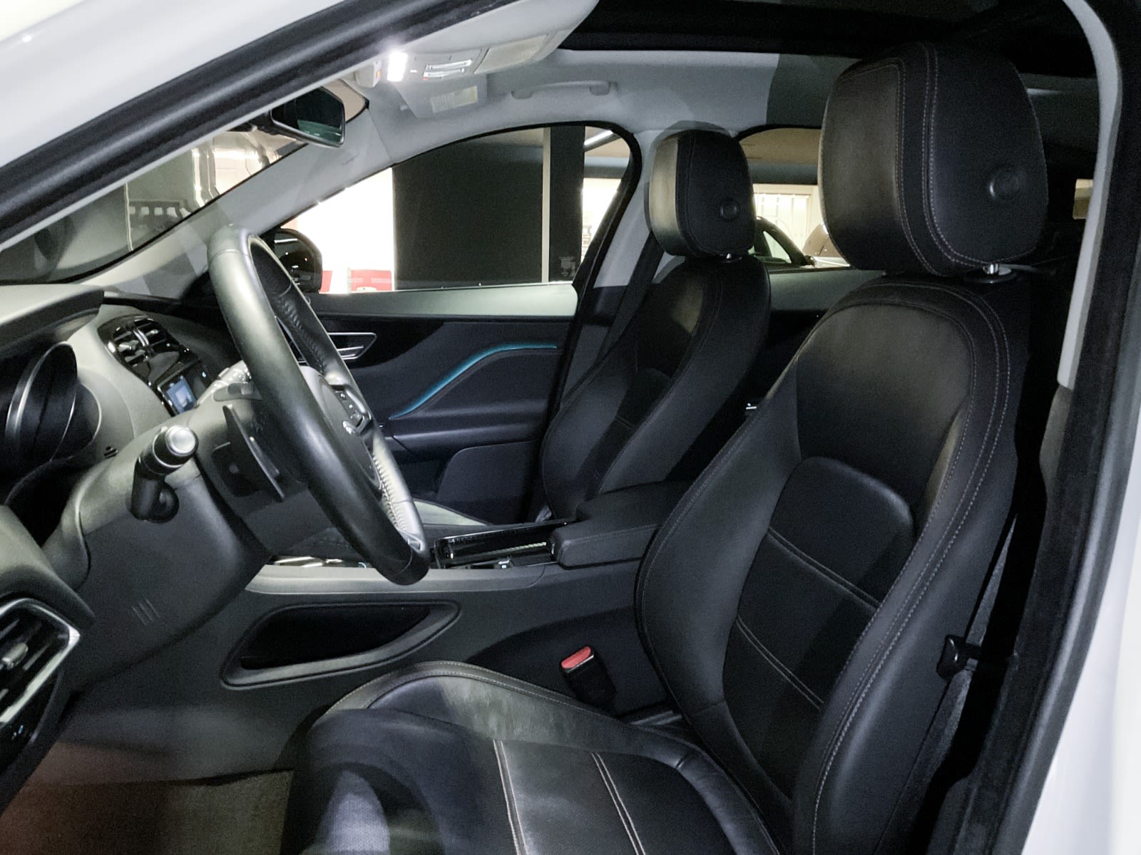 2018 Jaguar F-PACE Prestige, Vancouver, Cash