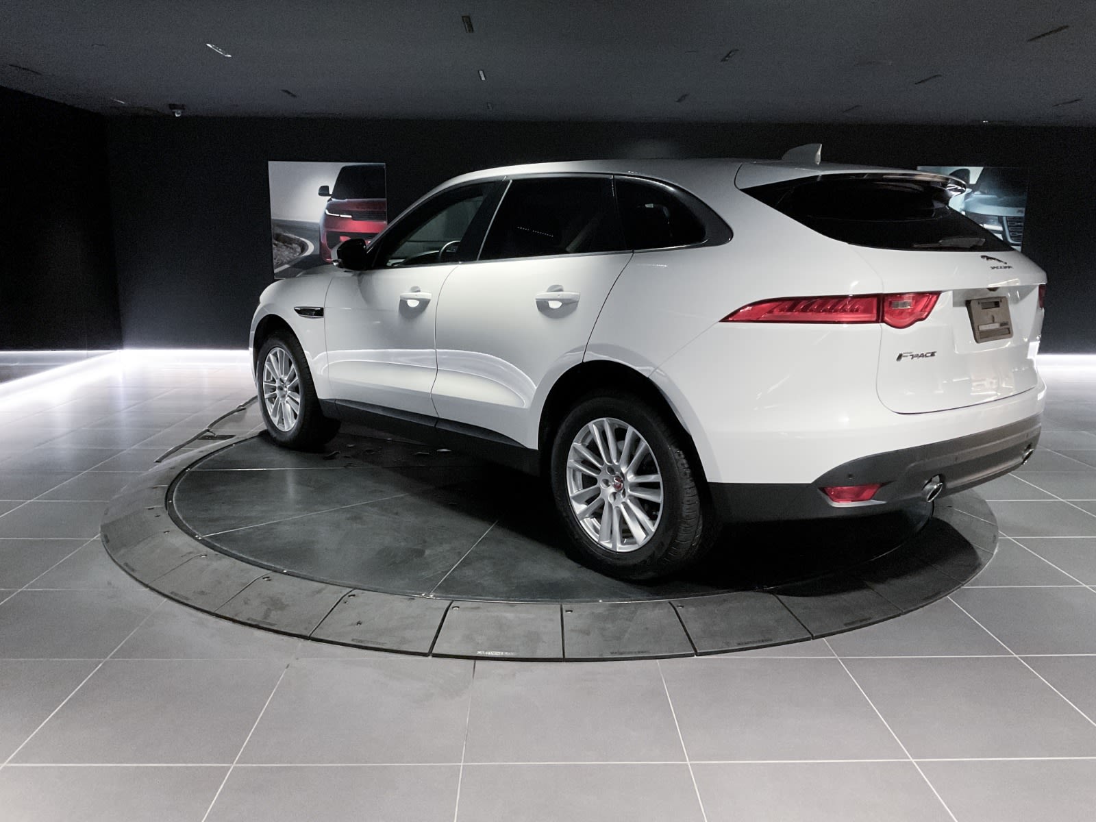 2018 Jaguar F-PACE Prestige, Vancouver, Cash