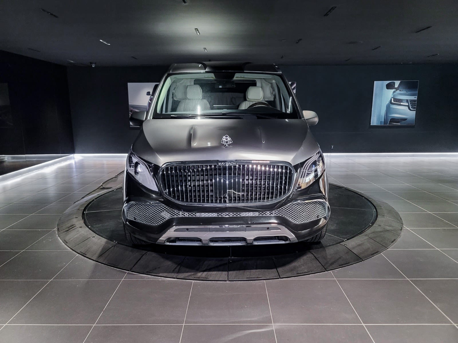 2018 Mercedes-Benz Metris Passenger Van 126" WB, Vancouver, Cash