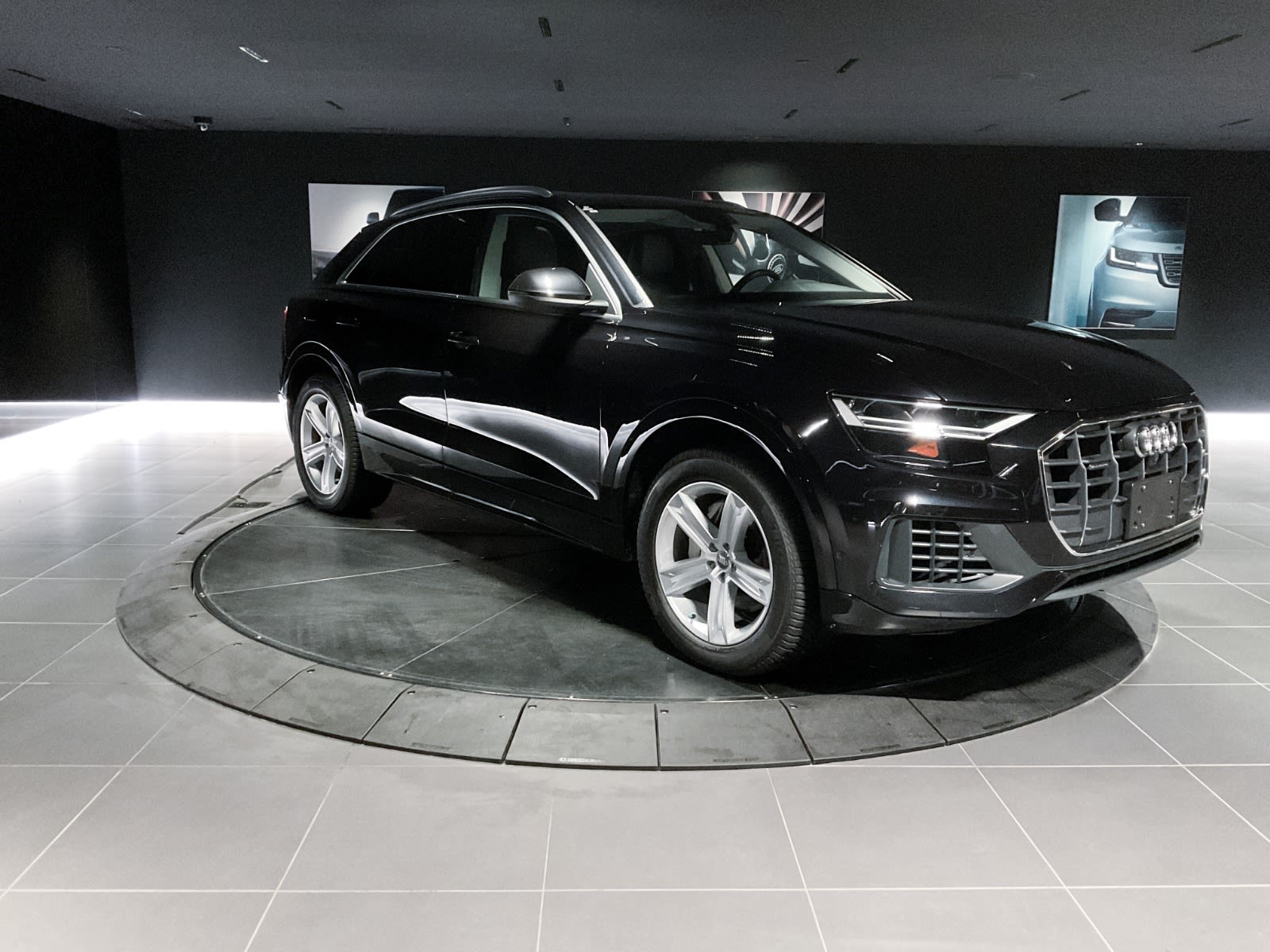 2019 Audi Q8 Progressiv, Vancouver, Cash