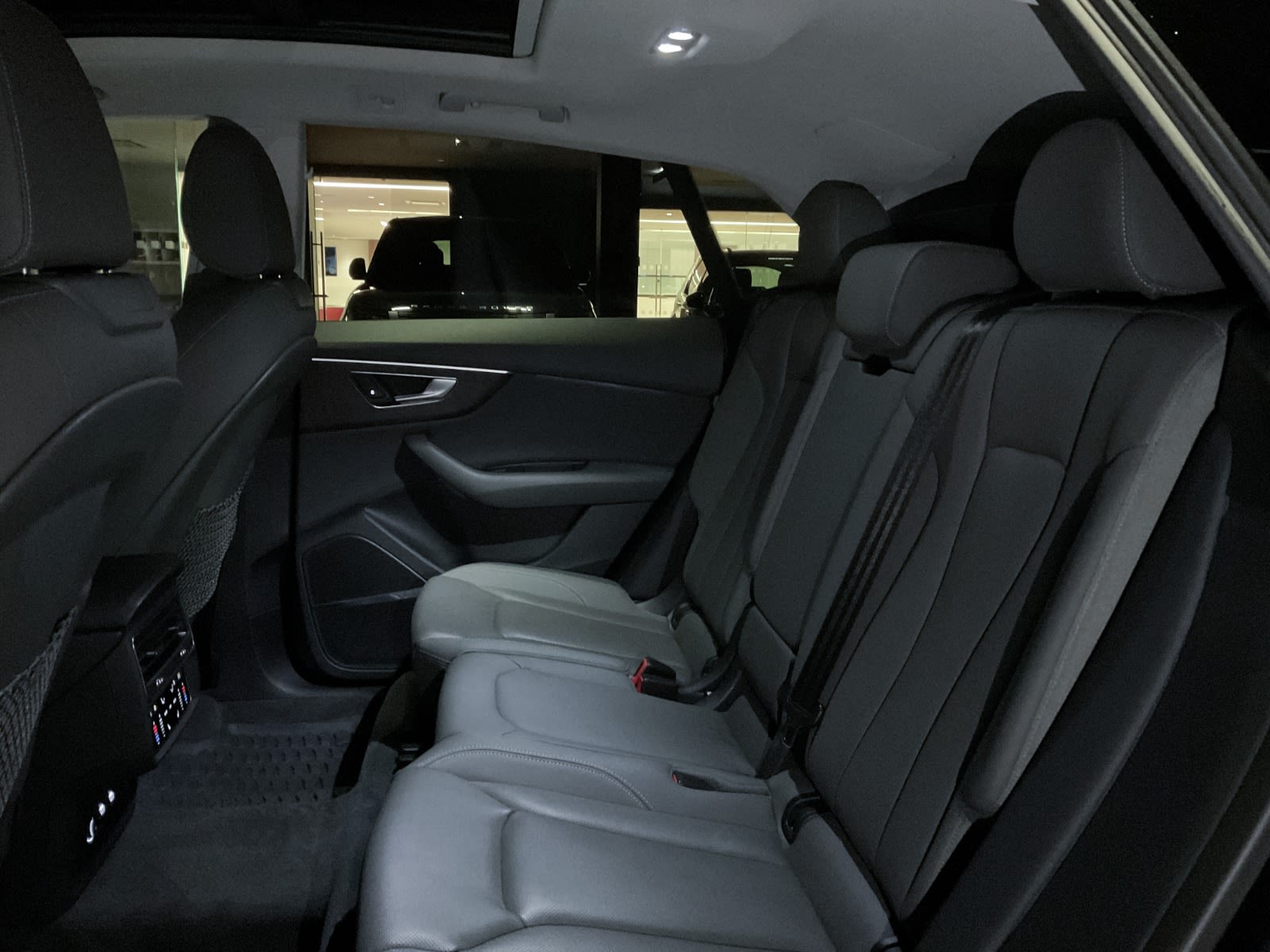 2019 Audi Q8 Progressiv, Vancouver, Cash