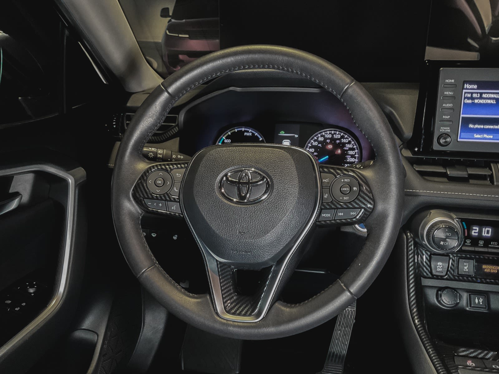 2019 Toyota RAV4 Hybrid XLE, Vancouver, Cash