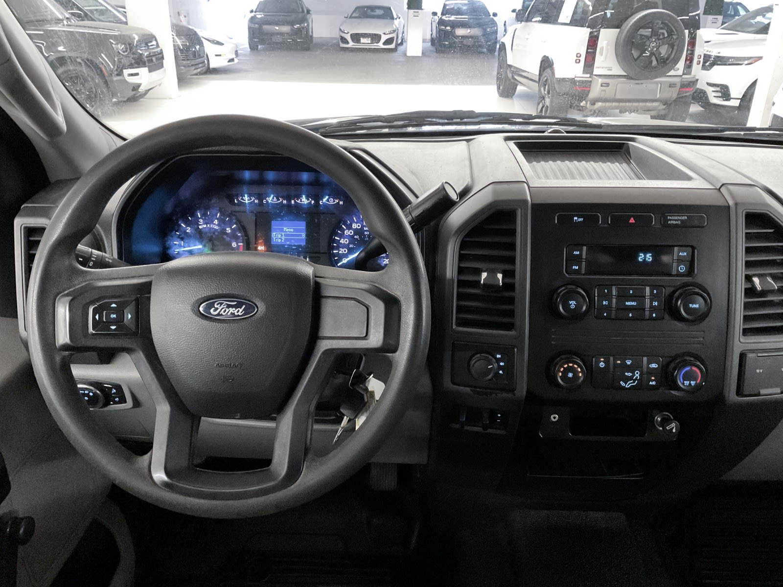 2019 Ford Super Duty F-350 DRW XL, Vancouver, Cash
