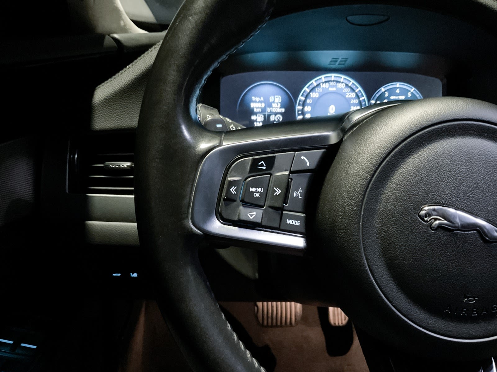 2020 Jaguar XF Prestige, Vancouver, Cash