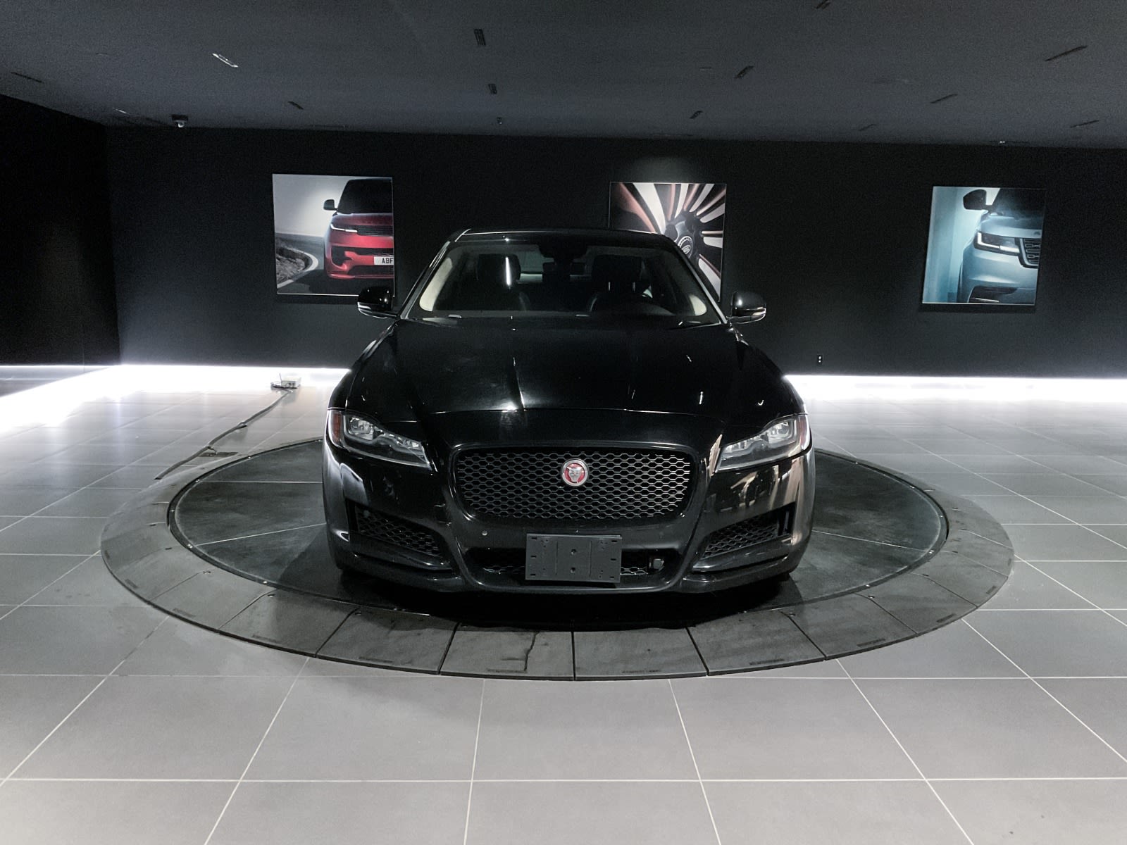 2020 Jaguar XF Prestige, Vancouver, Cash