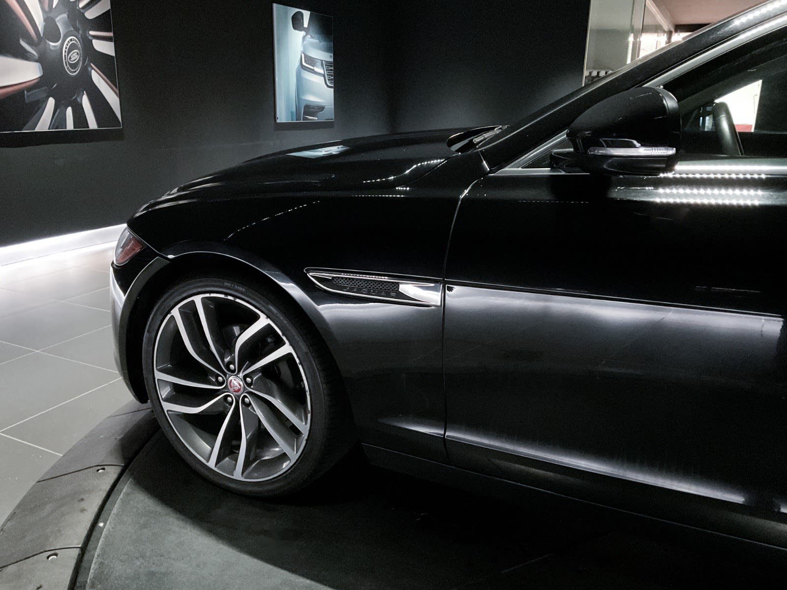 2020 Jaguar XF Prestige, Vancouver, Cash