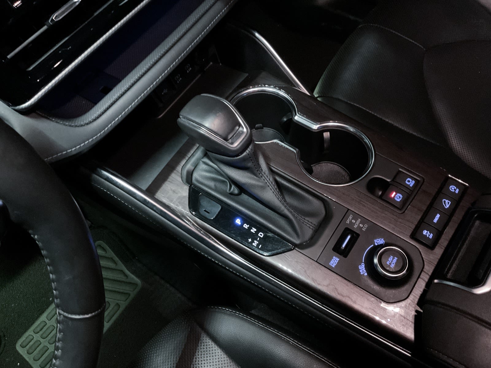 2021 Toyota Highlander Limited, Vancouver, Cash