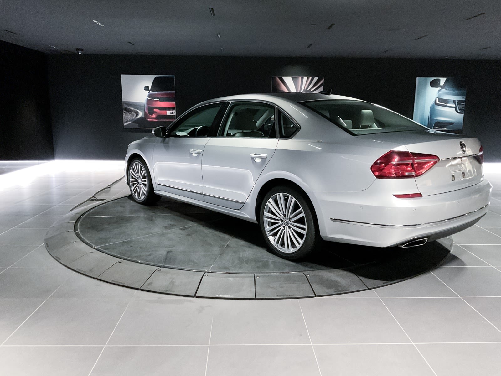 2016 Volkswagen Passat Execline, Vancouver, Cash