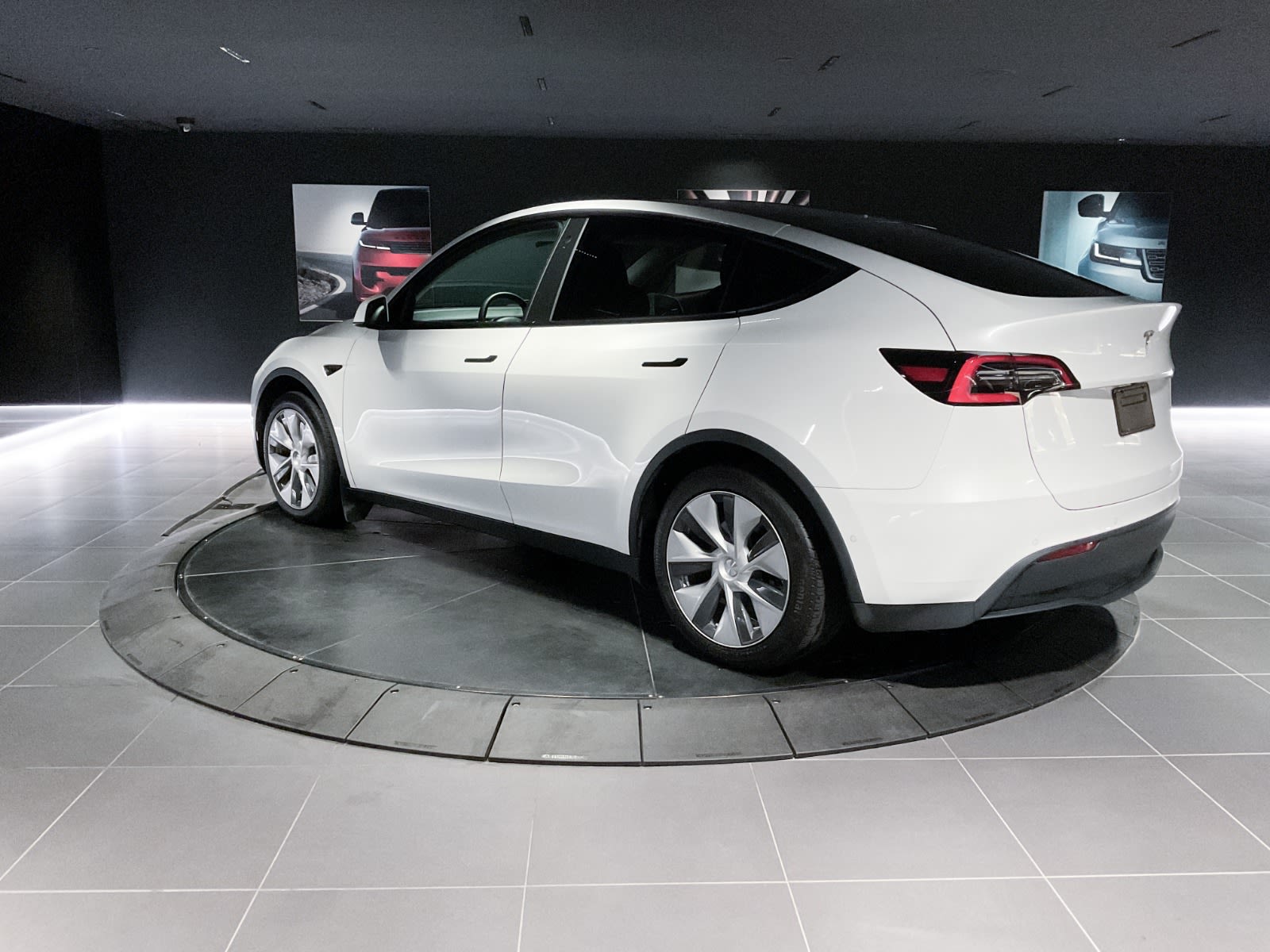 2021 Tesla Model Y Standard Range, Vancouver, Cash