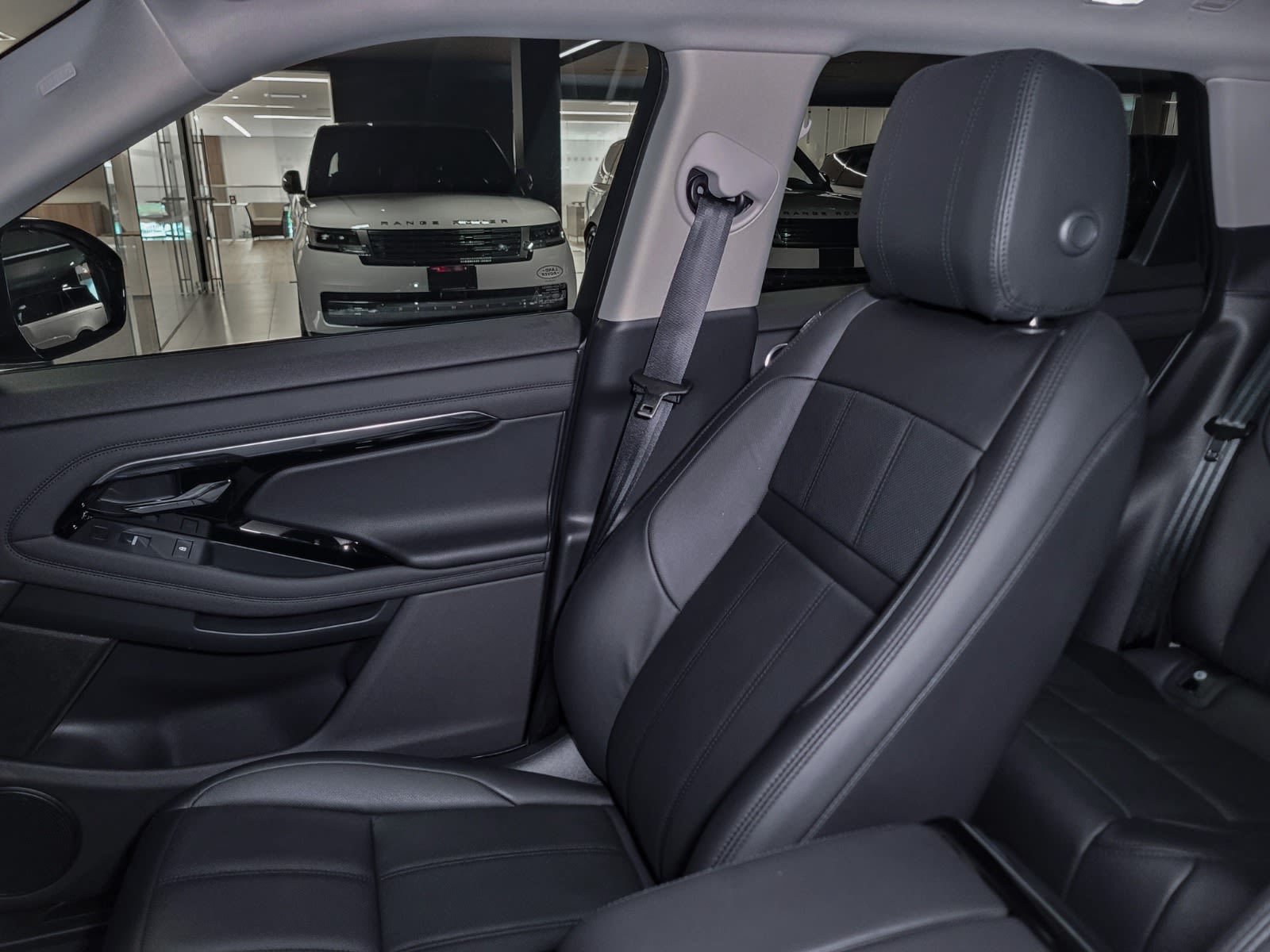 2021 Land Rover Range Rover Evoque SE, Vancouver, Cash