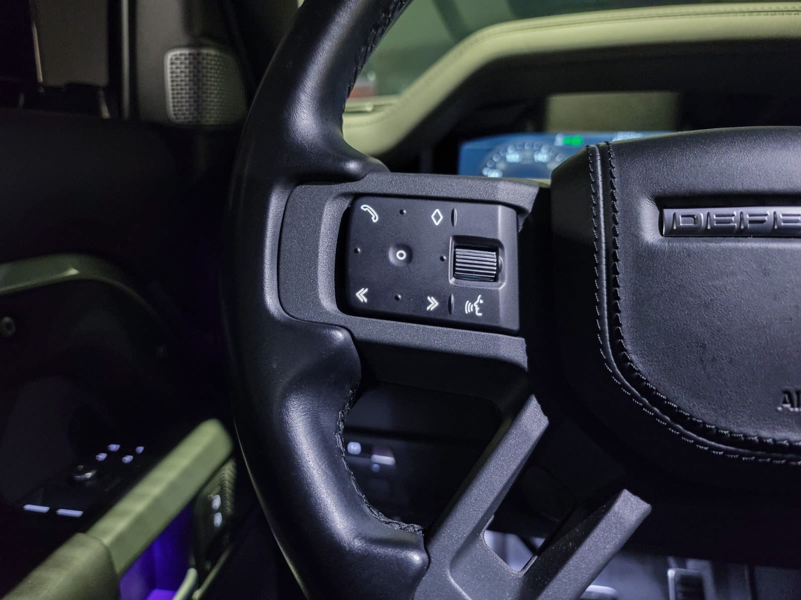 2021 Land Rover Defender X, Vancouver, Cash