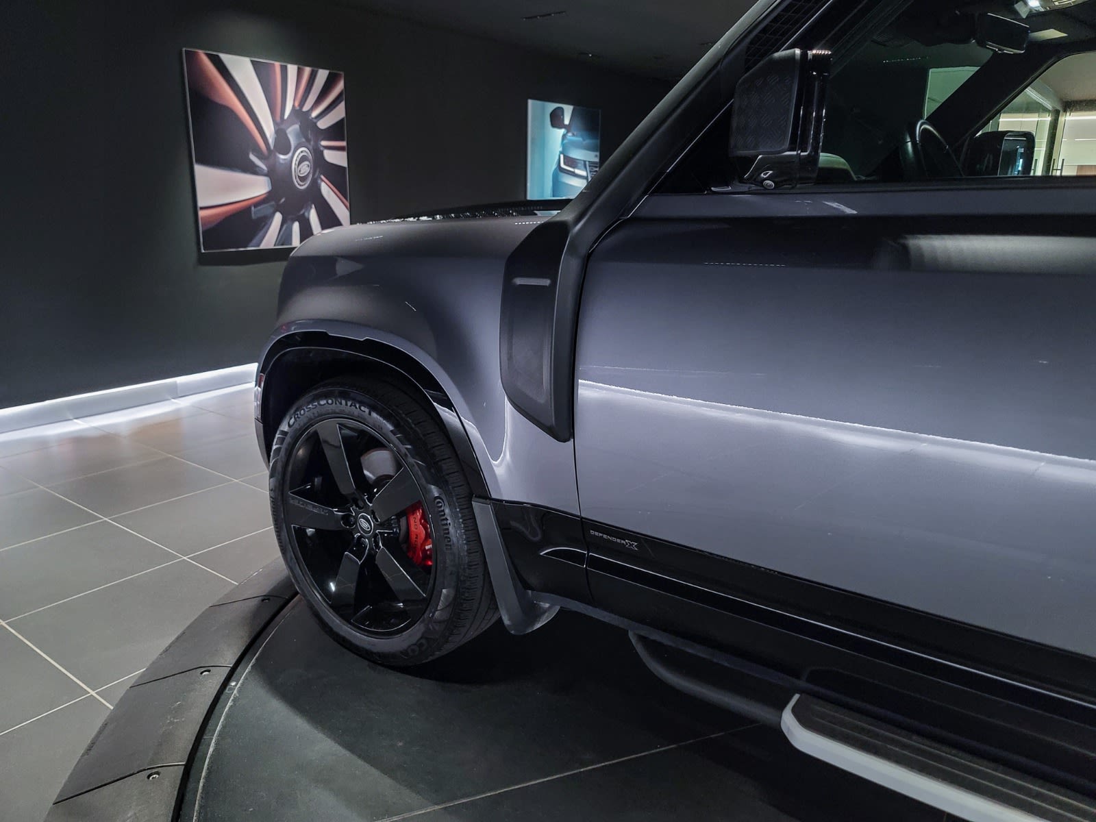 2021 Land Rover Defender X, Vancouver, Cash