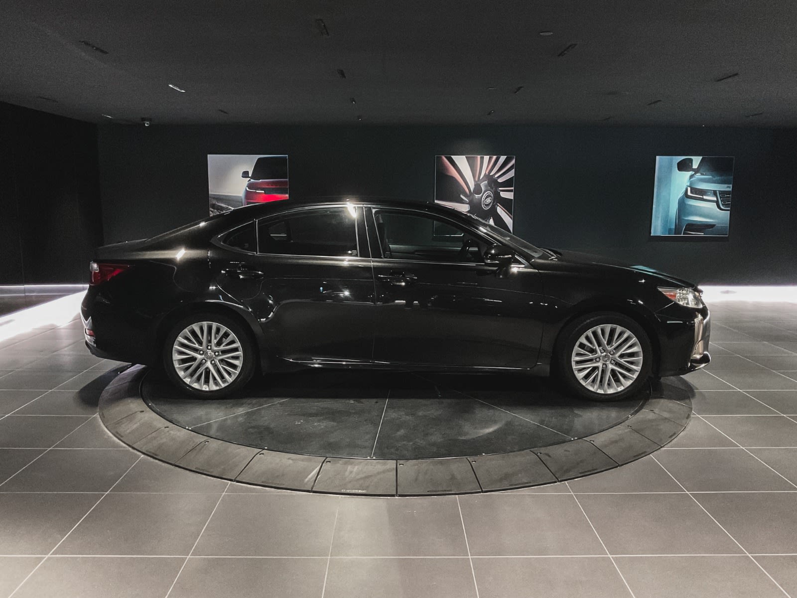 2014 Lexus ES 350 4dr Sdn, Vancouver, Cash