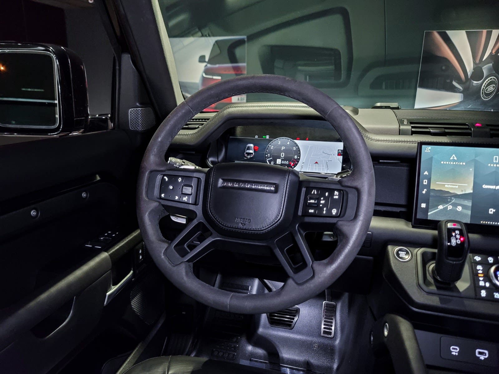 2023 Land Rover Defender V8, Vancouver, Cash