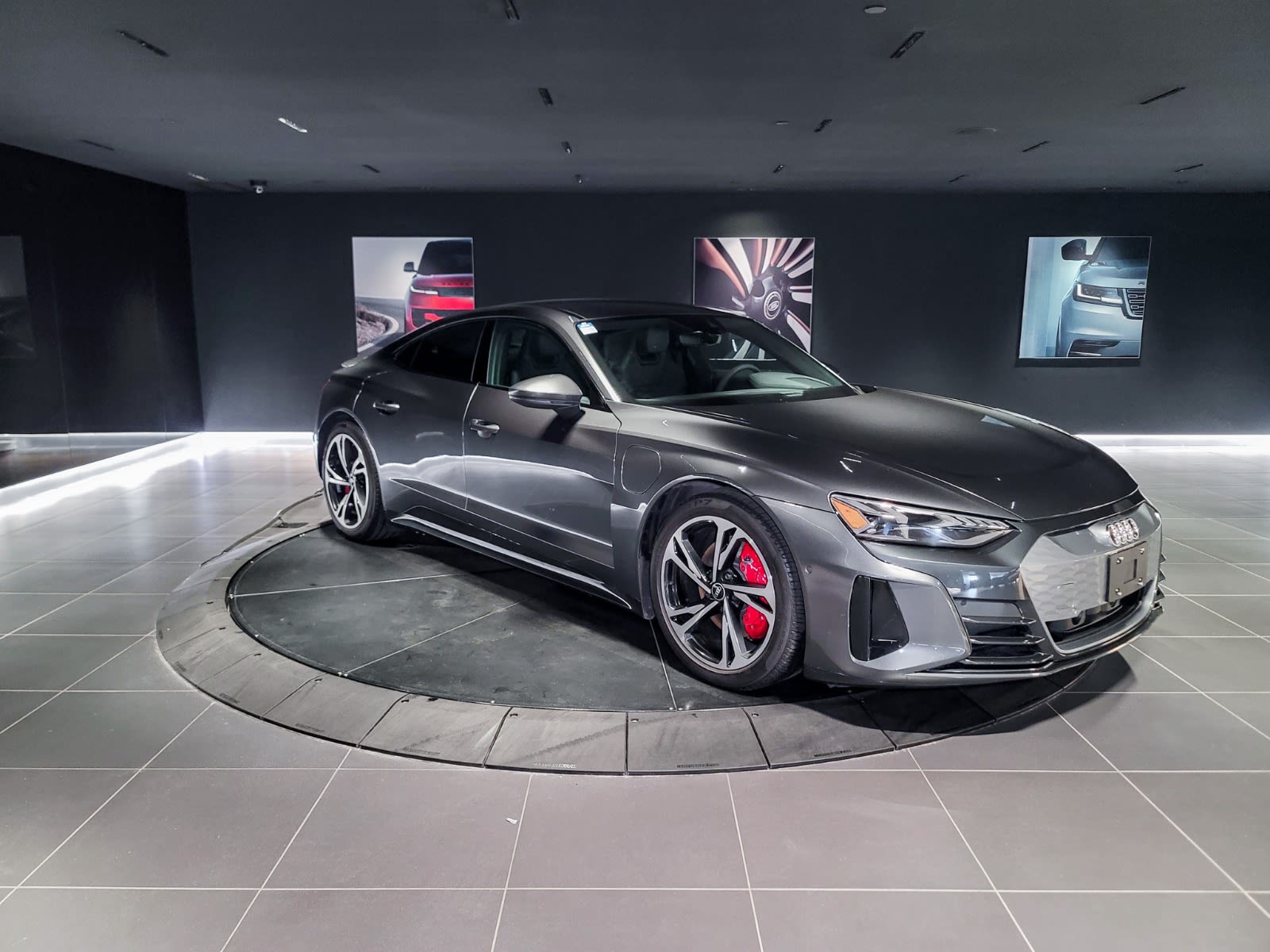 2022 Audi e-tron GT quattro, Vancouver, Cash