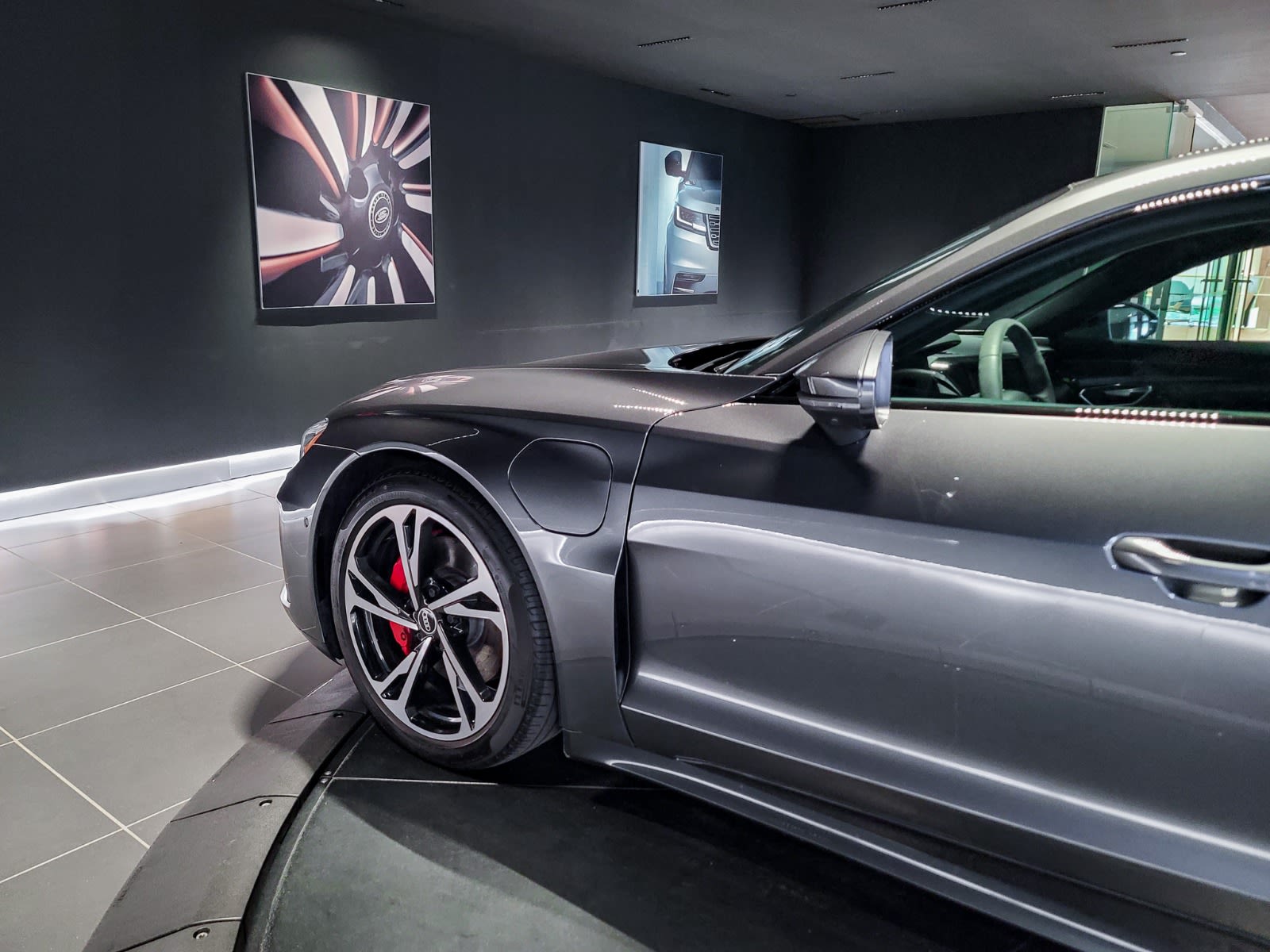 2022 Audi e-tron GT quattro, Vancouver, Cash