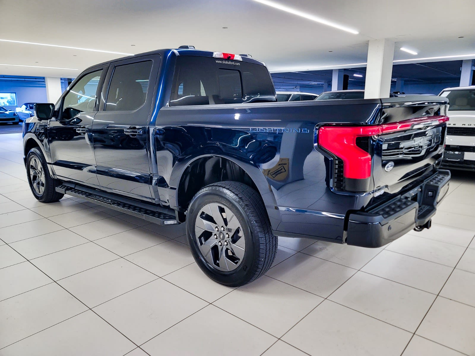 2022 Ford F-150 Lightning LARIAT, Vancouver, Cash