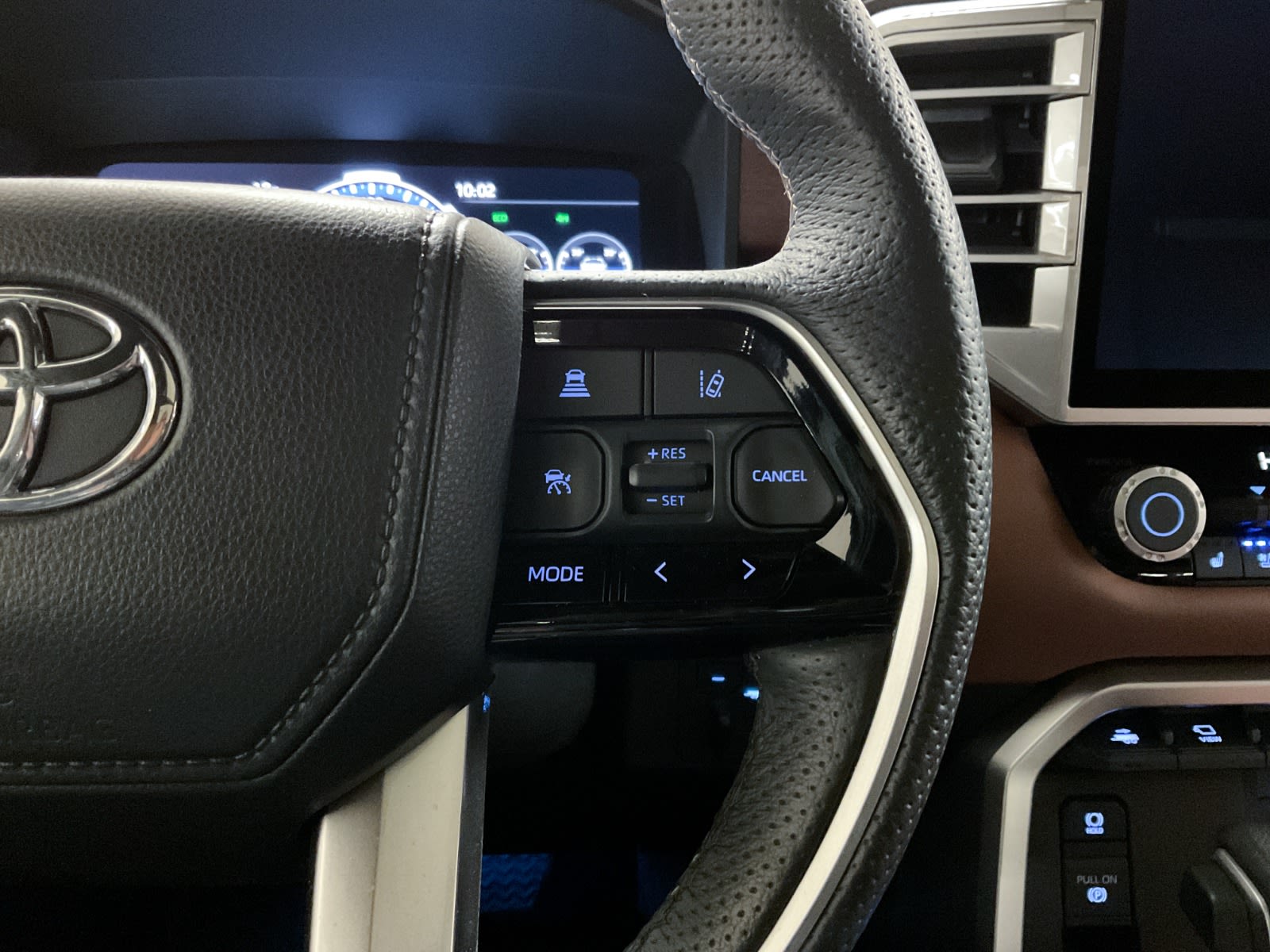 2022 Toyota Tundra Platinum, Vancouver, Cash