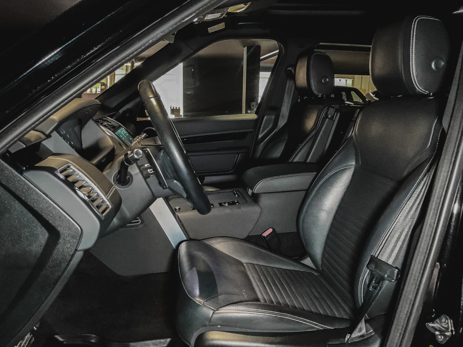 2022 Land Rover Discovery R-Dynamic S, Vancouver, Cash