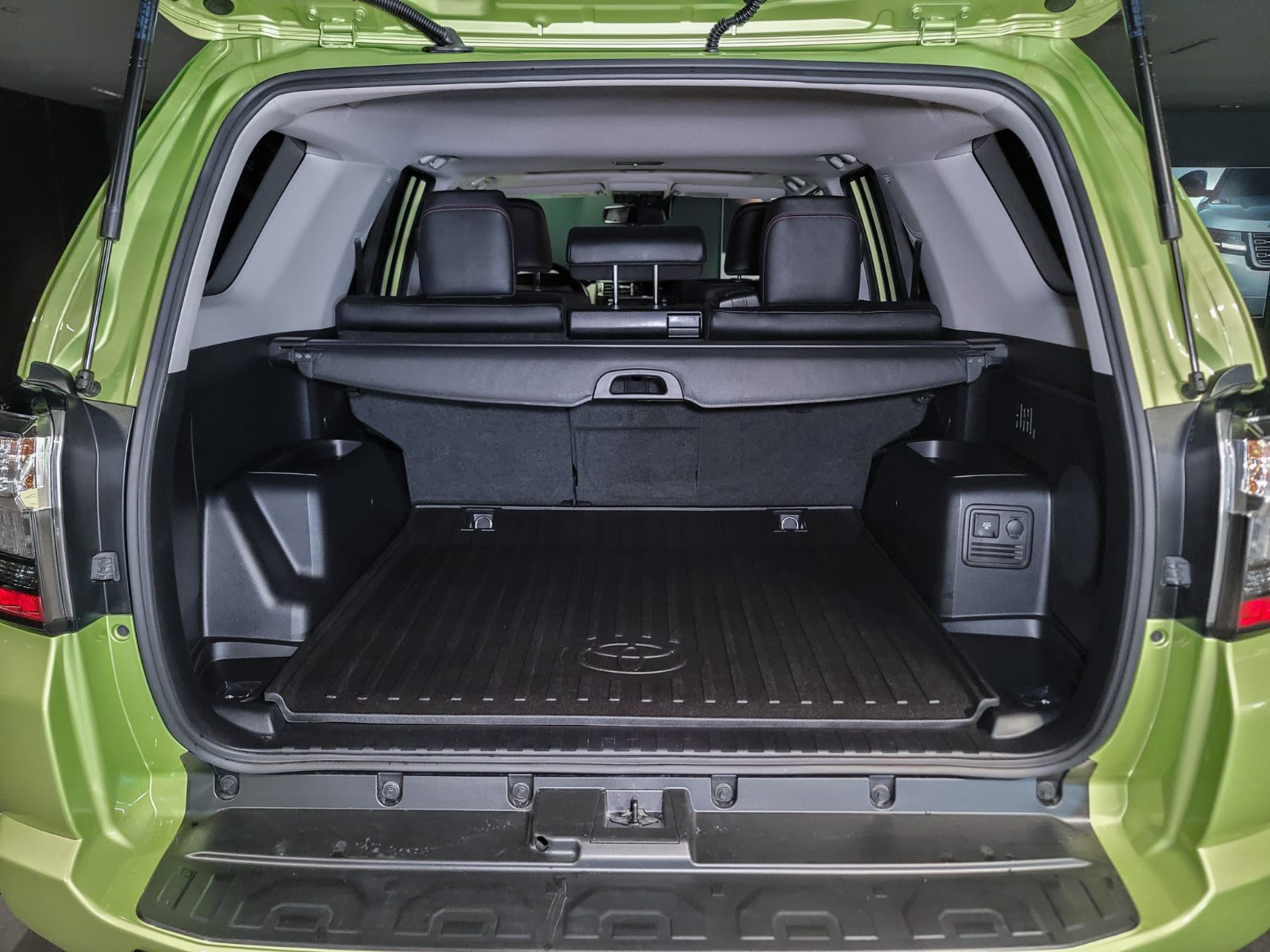 2022 Toyota 4Runner 4WD, Vancouver, Cash