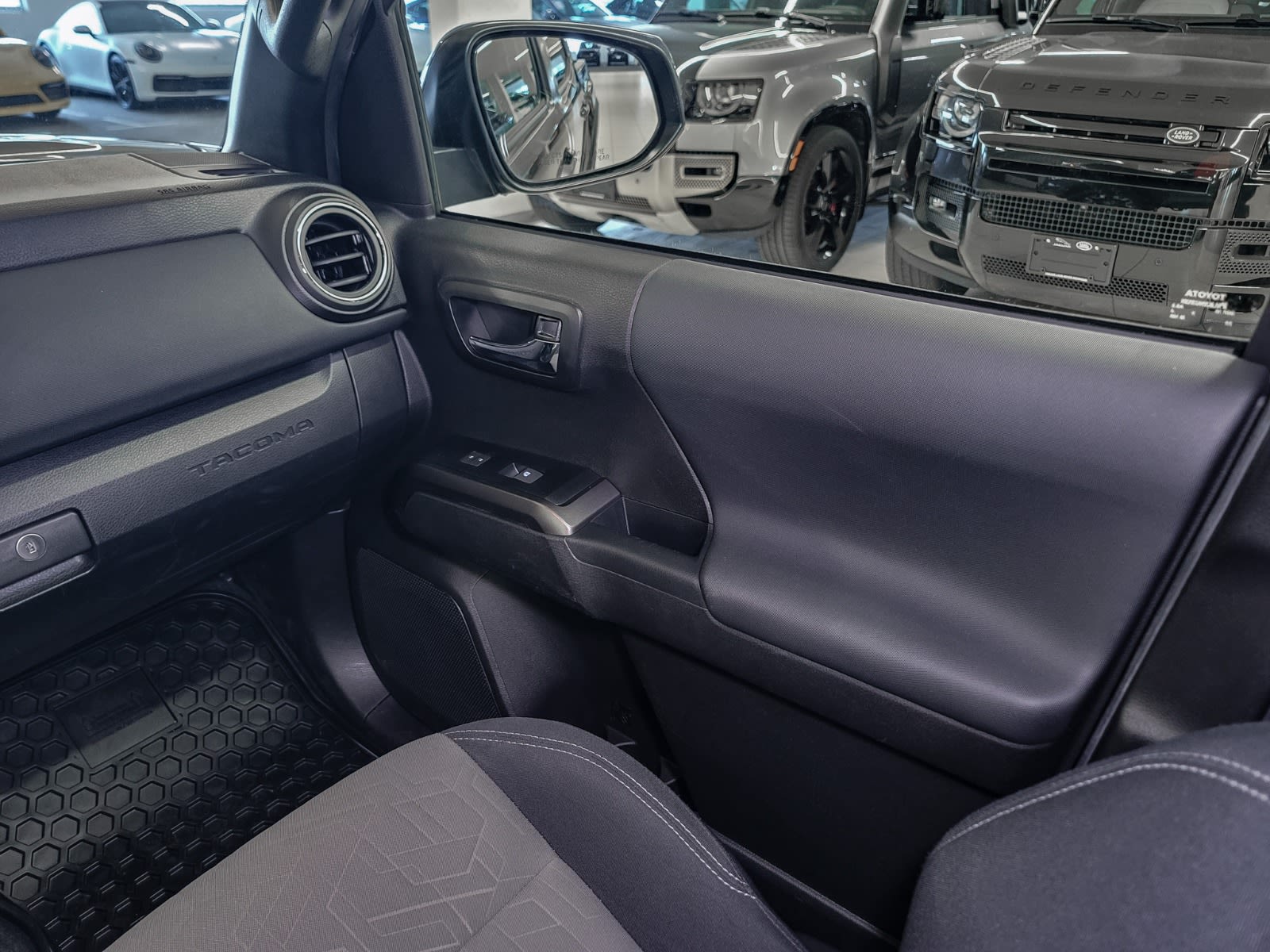 2022 Toyota Tacoma 4x4 Double Cab Auto SB, Vancouver, Cash