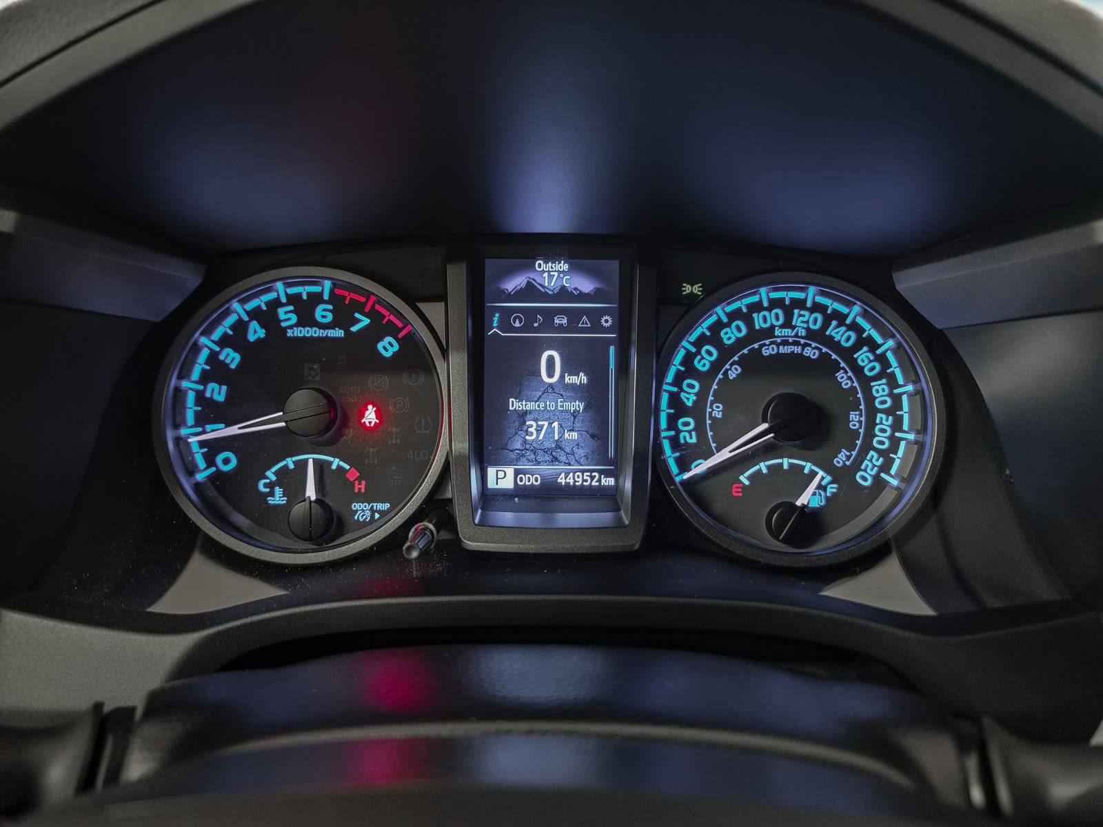 2022 Toyota Tacoma 4x4 Double Cab Auto SB, Vancouver, Cash