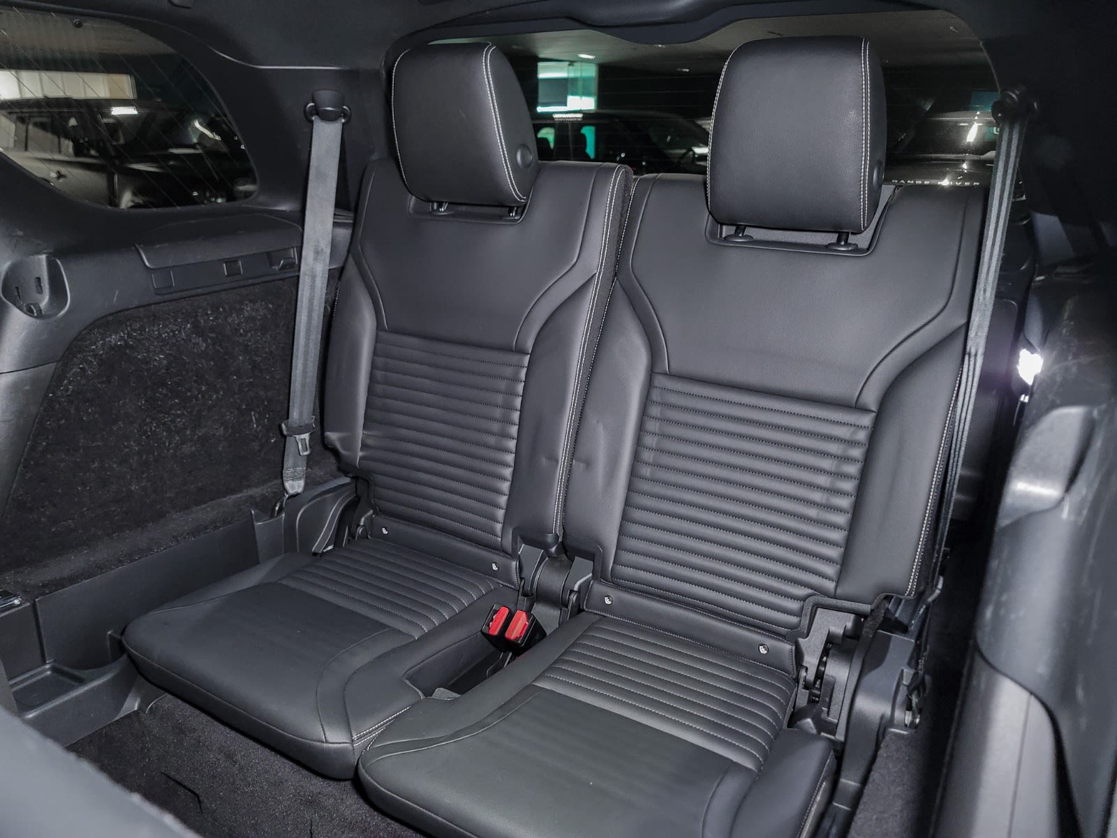 2022 Land Rover Discovery S, Vancouver, Cash