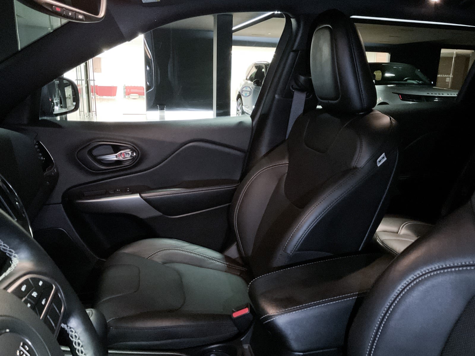 2021 Jeep Cherokee 80th Anniversary, Vancouver, Cash